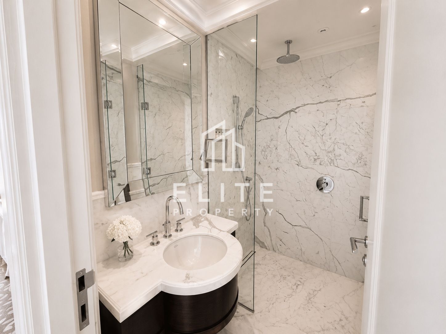 Luxury Penthouse | Vacant | Exceptional Price