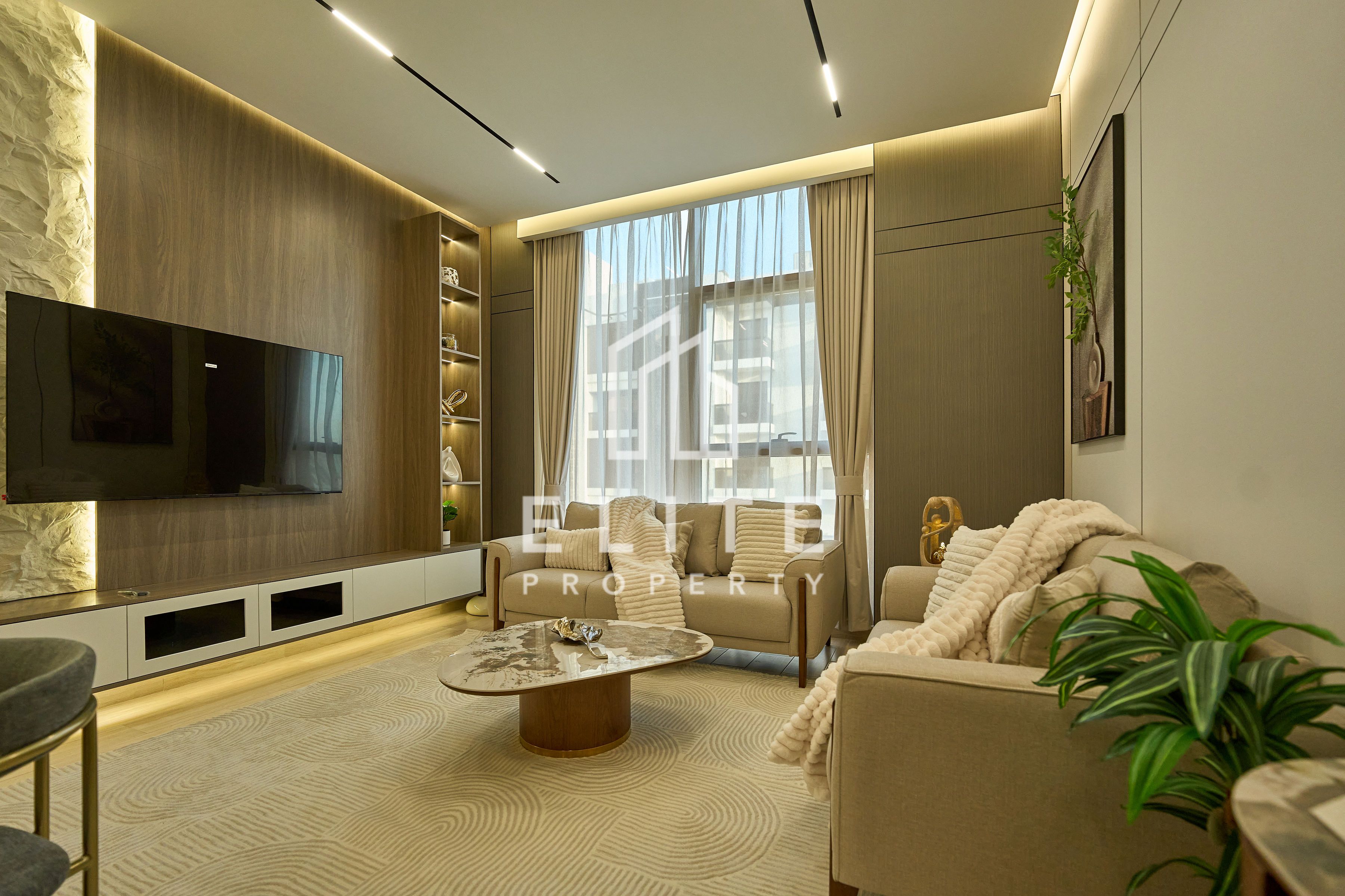 Multiple Cheques | Fully Furnished | Big Layout