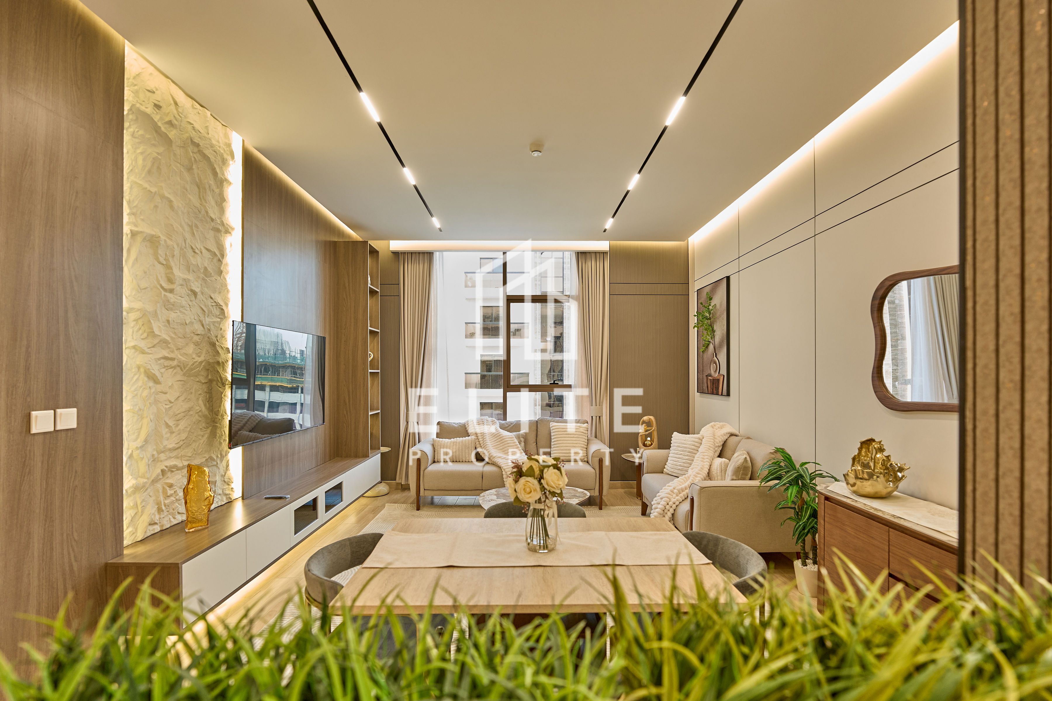 Multiple Cheques | Fully Furnished | Big Layout