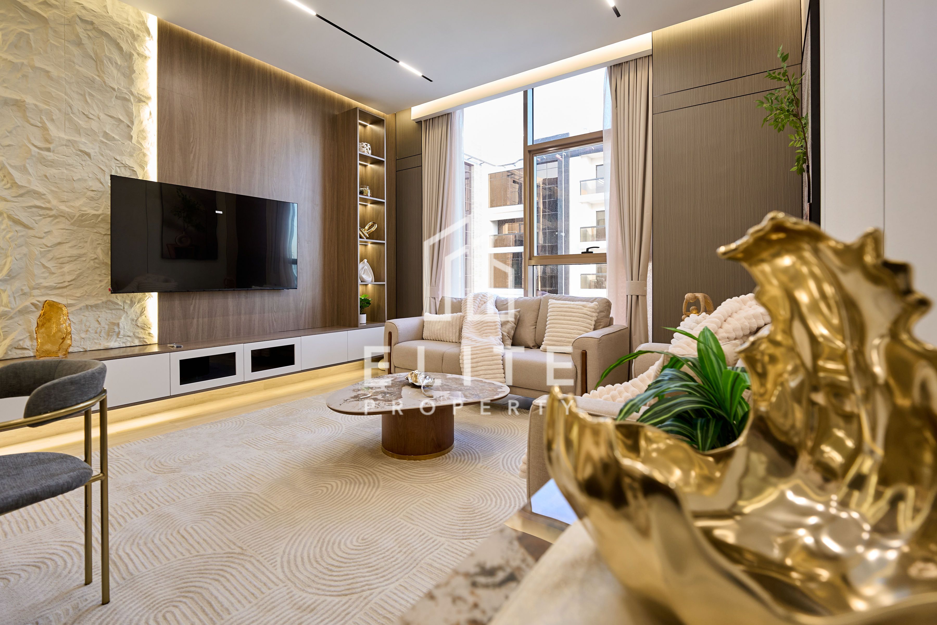 Multiple Cheques | Fully Furnished | Big Layout
