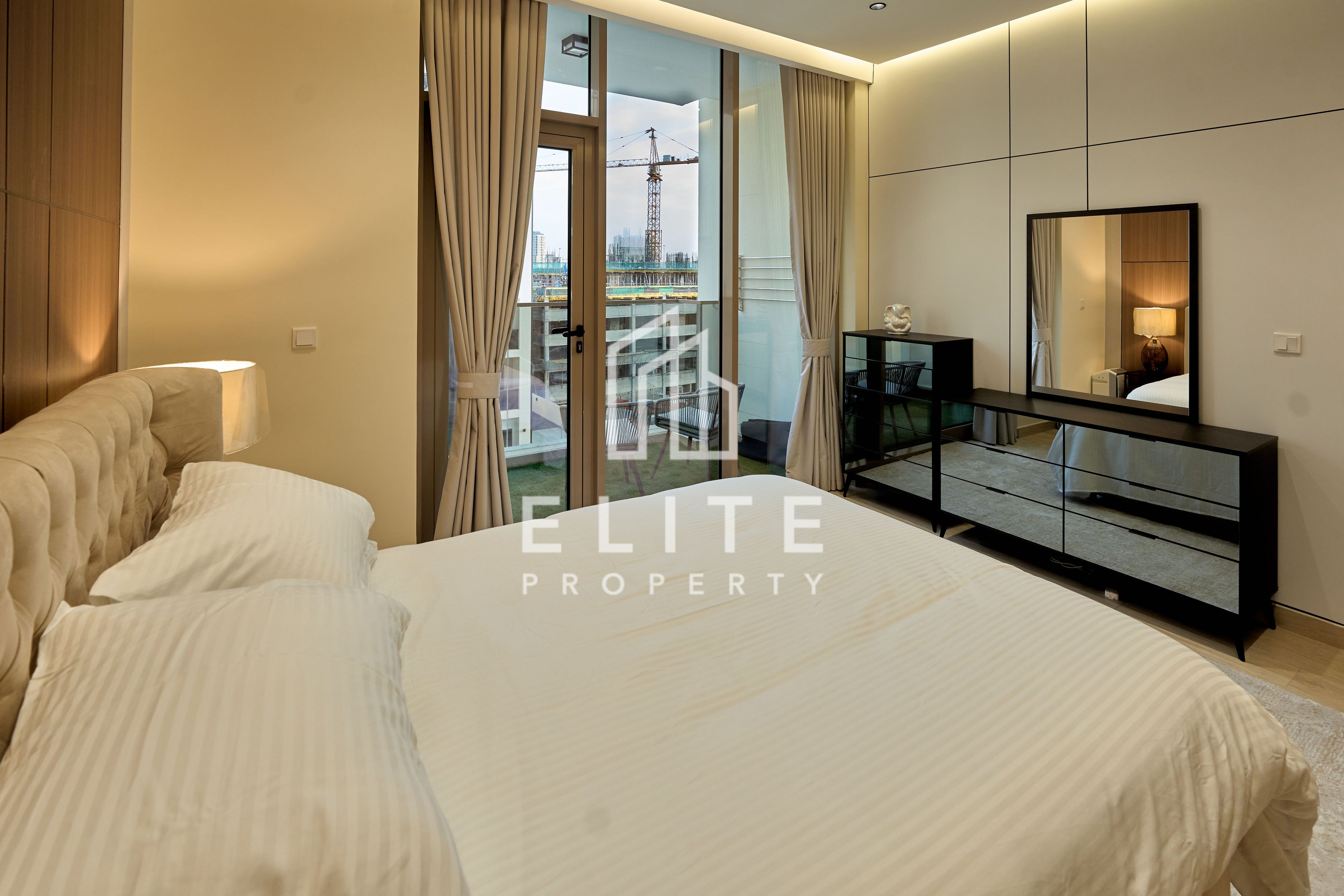 Multiple Cheques | Fully Furnished | Big Layout