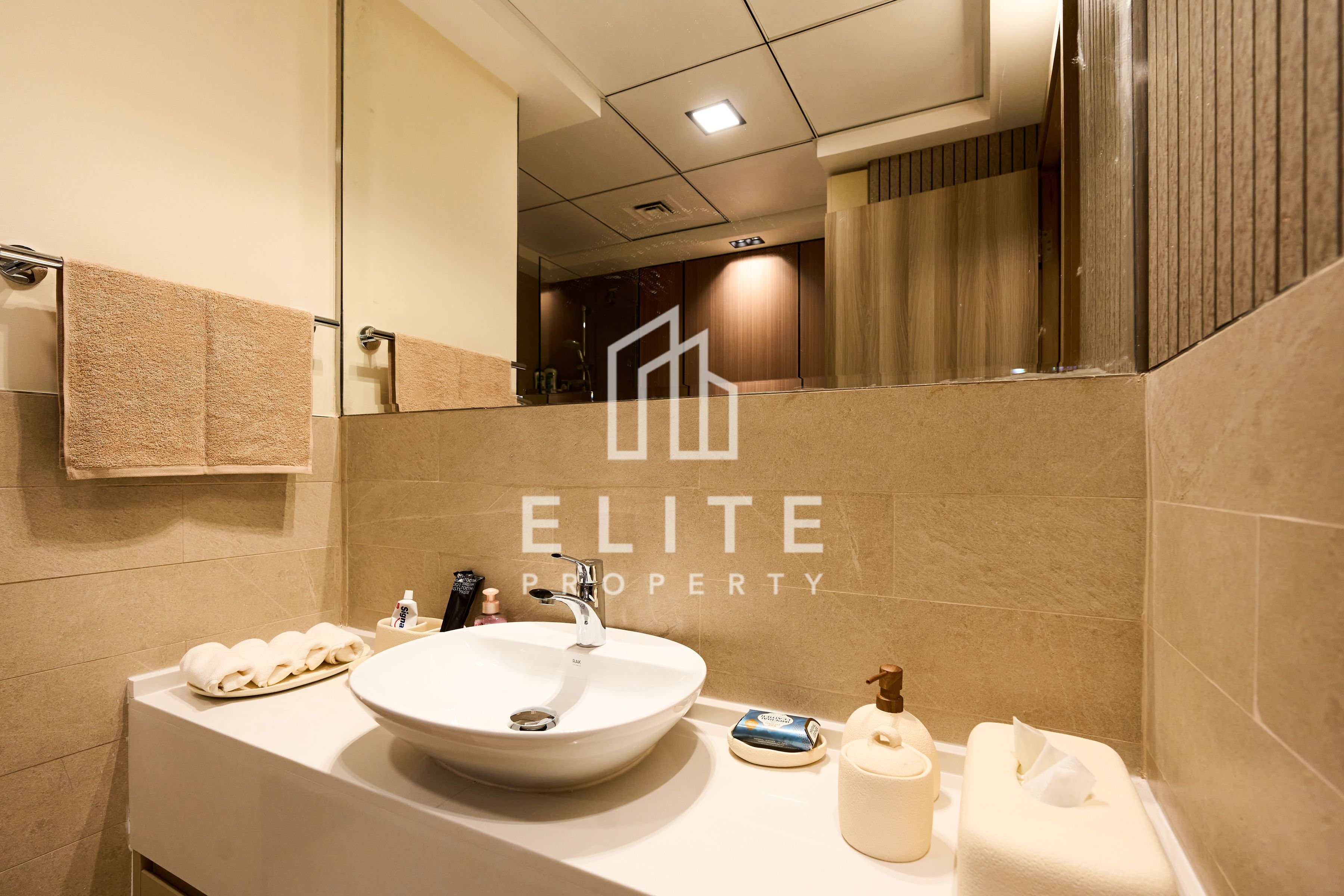 Multiple Cheques | Fully Furnished | Big Layout