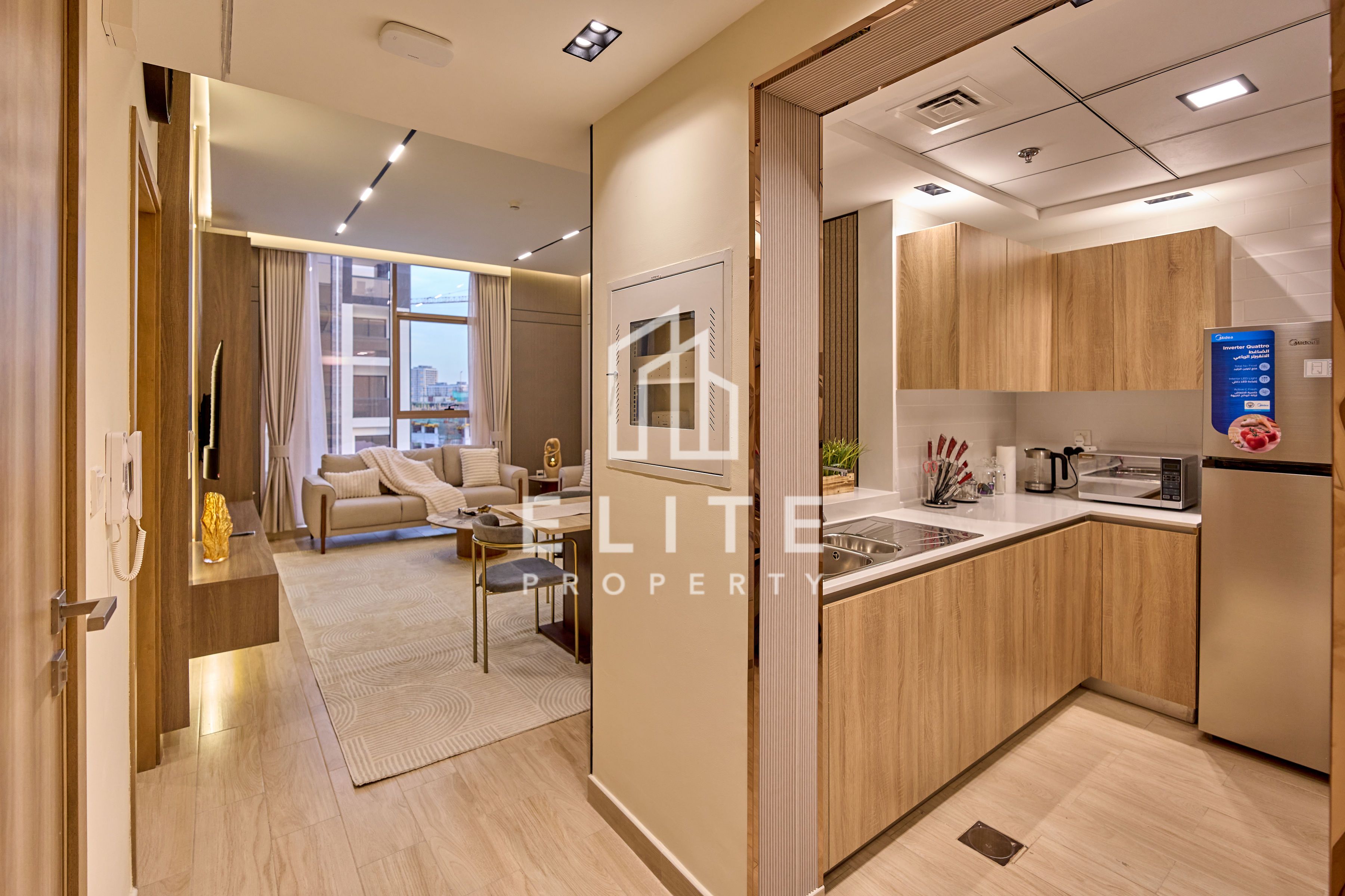 Multiple Cheques | Fully Furnished | Big Layout