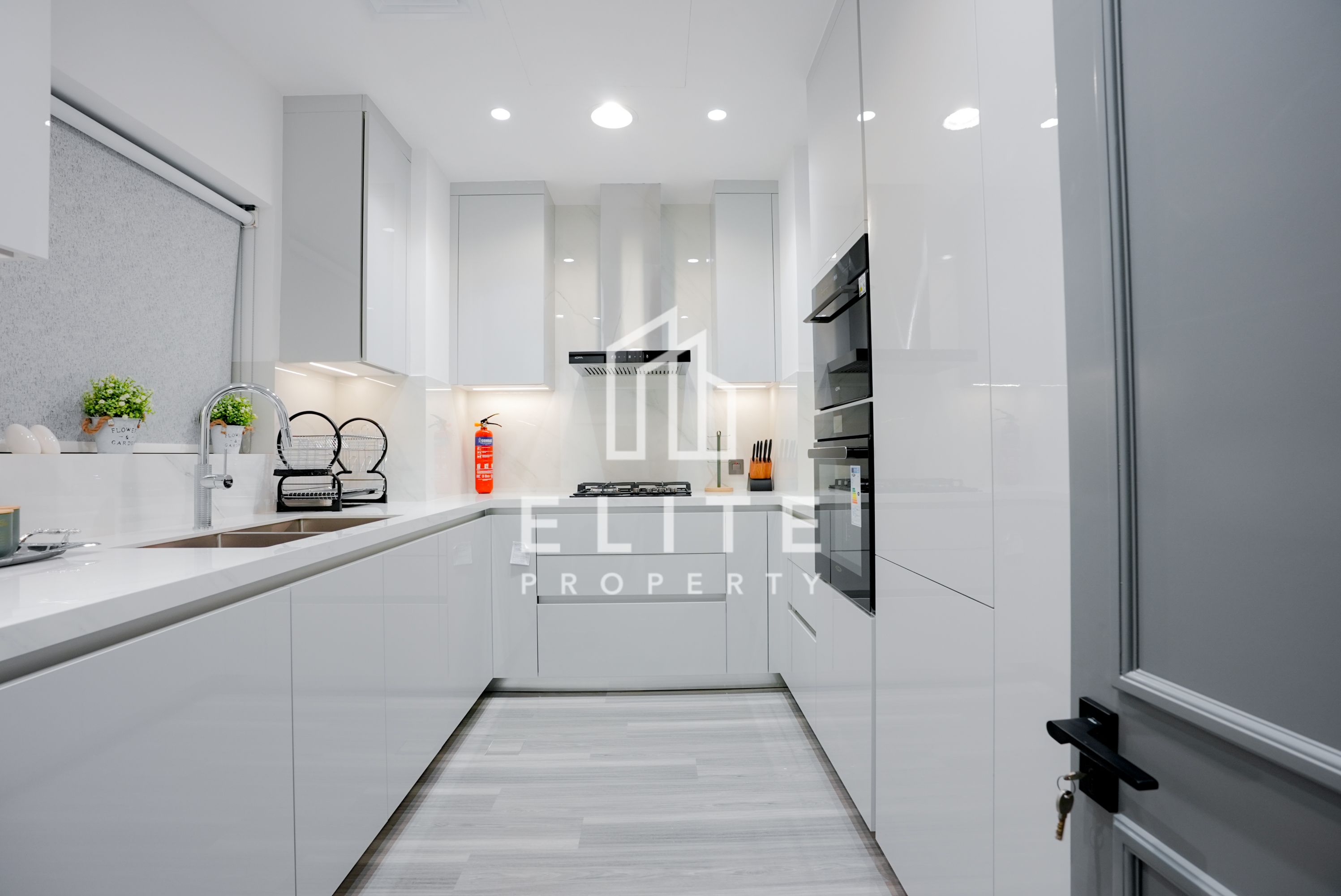 Full Burj and Fountain View | Upgraded | Jacuzzi