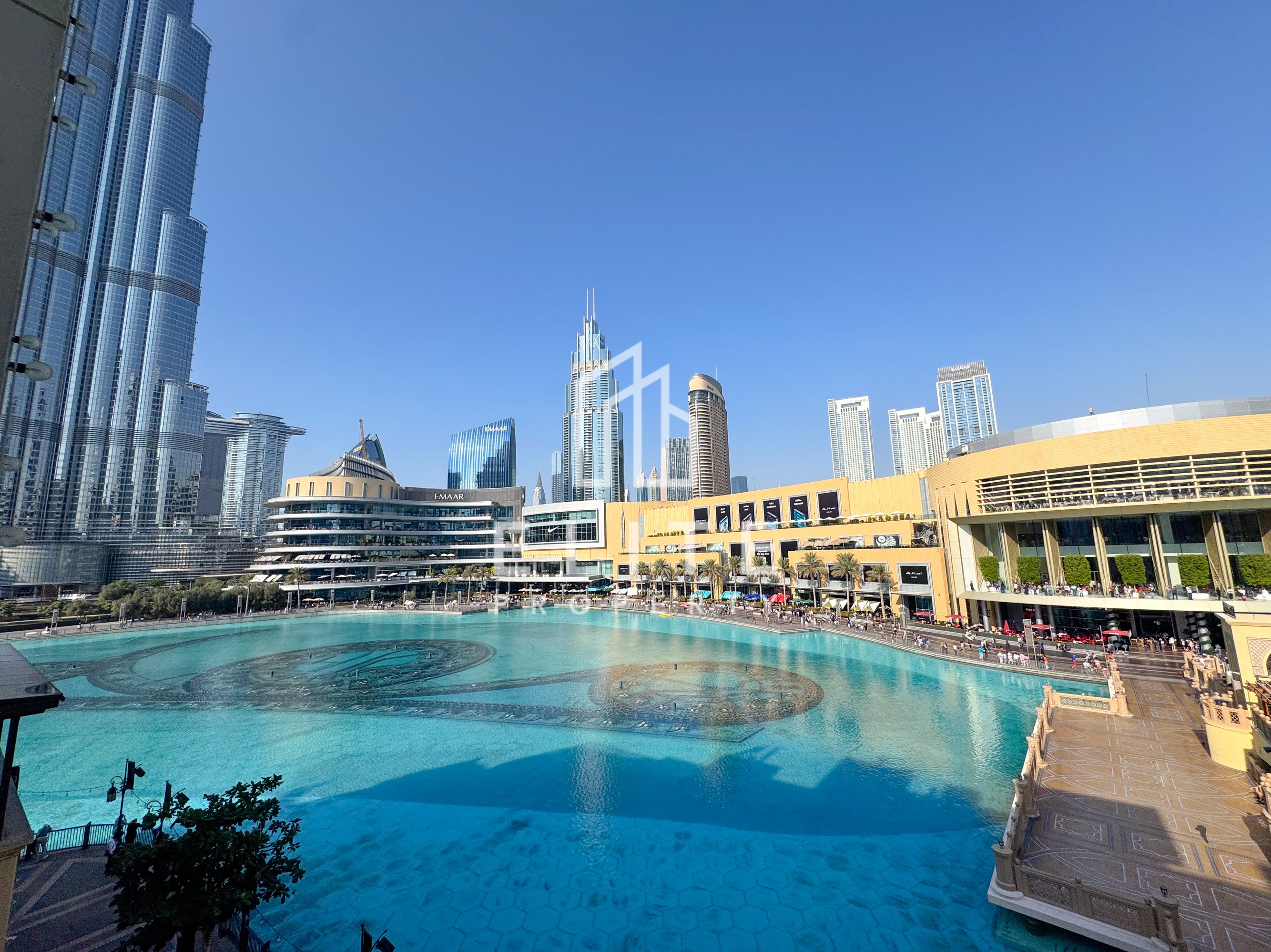 Full Burj and Fountain View | Upgraded | Jacuzzi