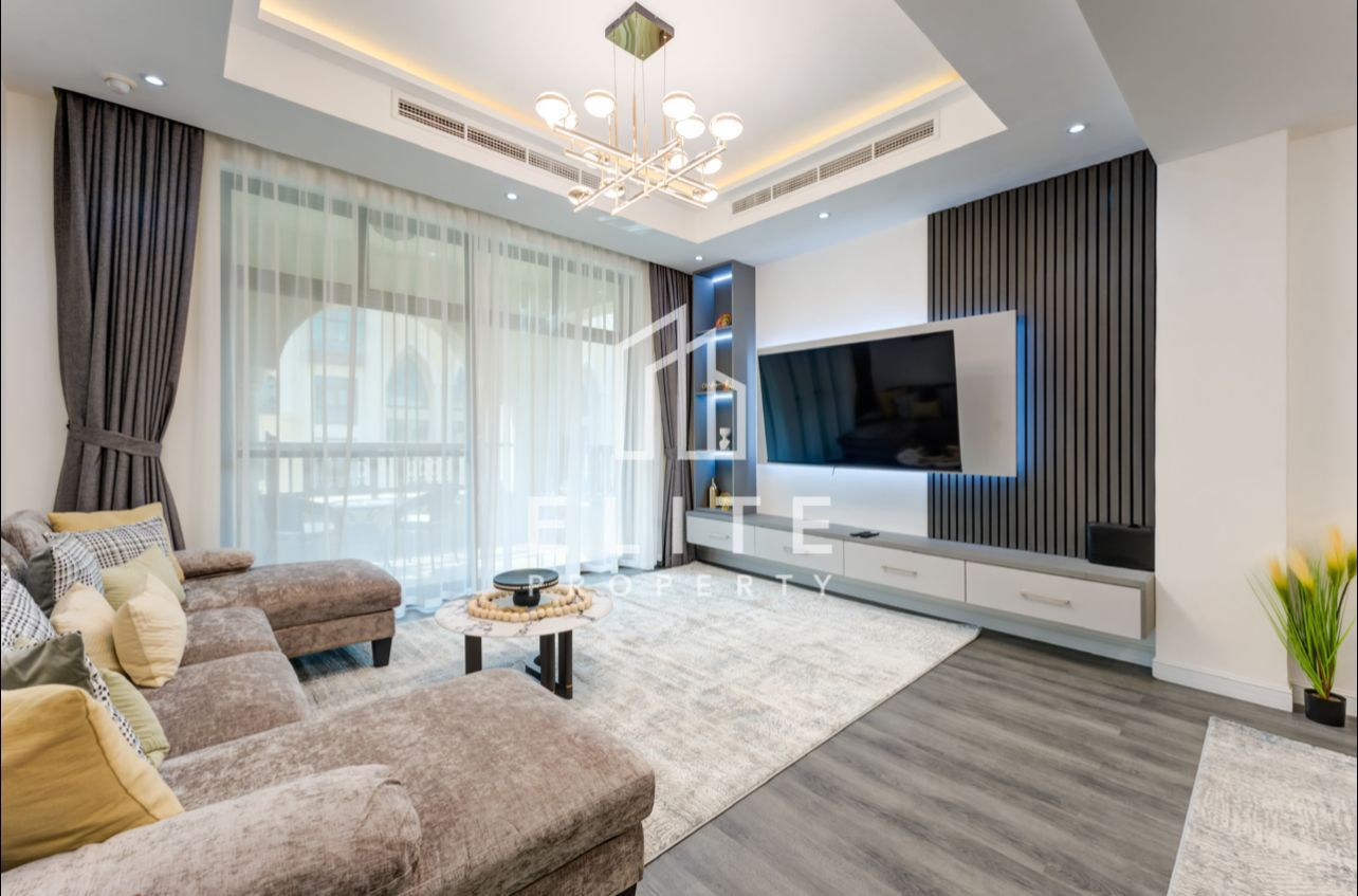 Upgraded | Fully Furnished | Rare Layout