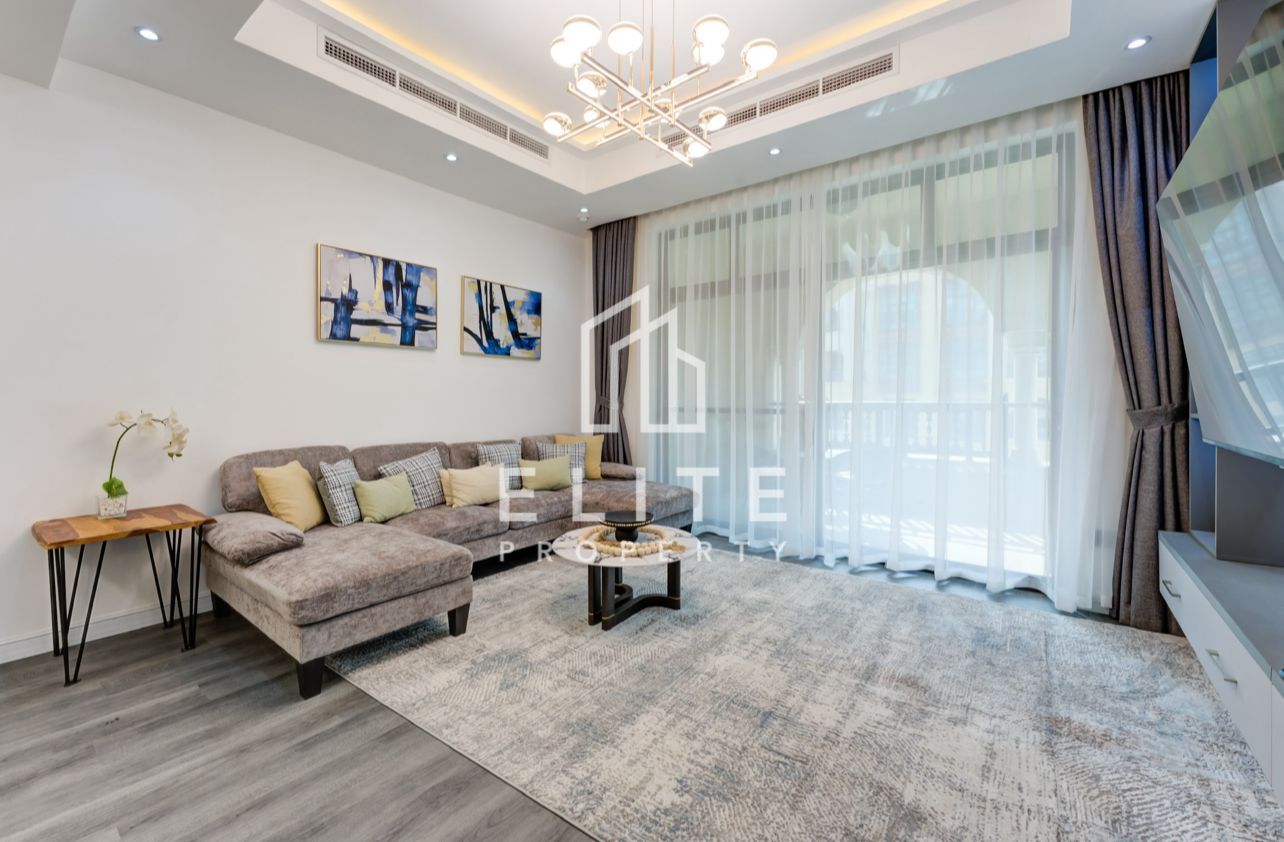 Upgraded | Fully Furnished | Rare Layout