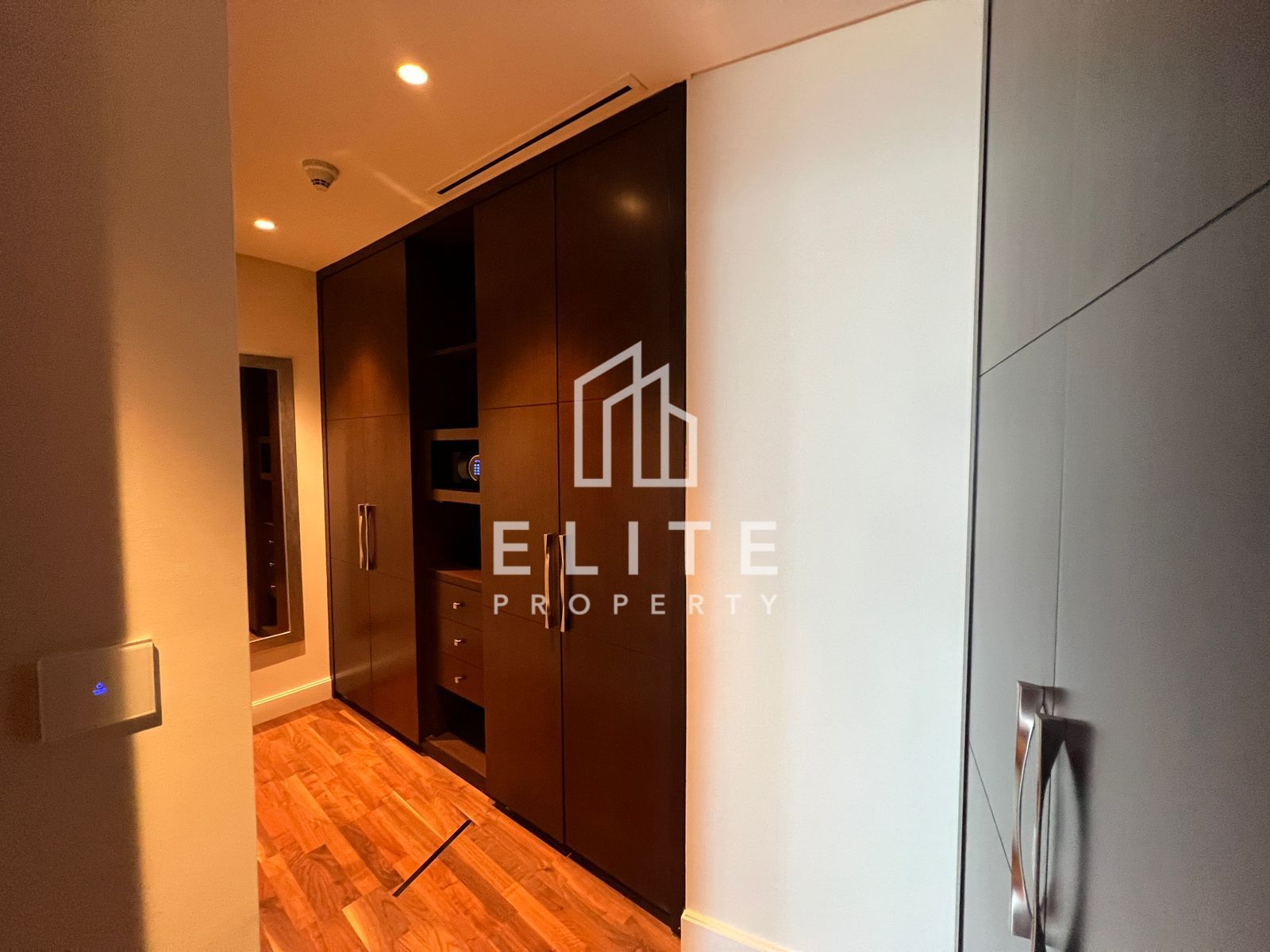 Burj Khalifa View | Vacant | Exceptional Value