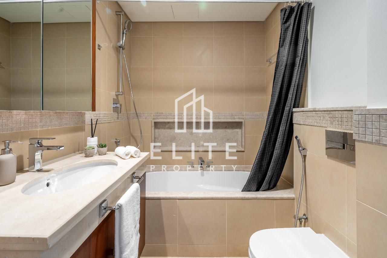Burj Khalifa View | Furnished | Exceptional Price