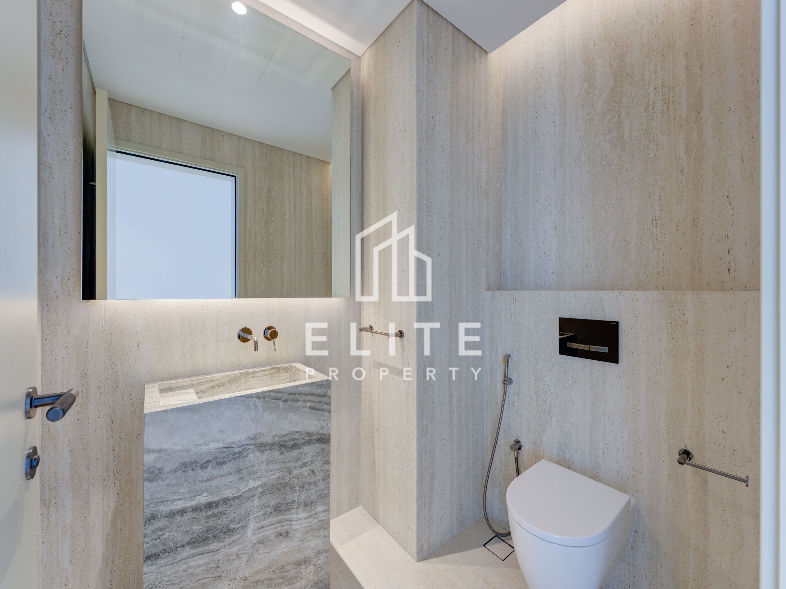 LUXURY PALM LIVING | FULL SEA VIEW | PREMIUM