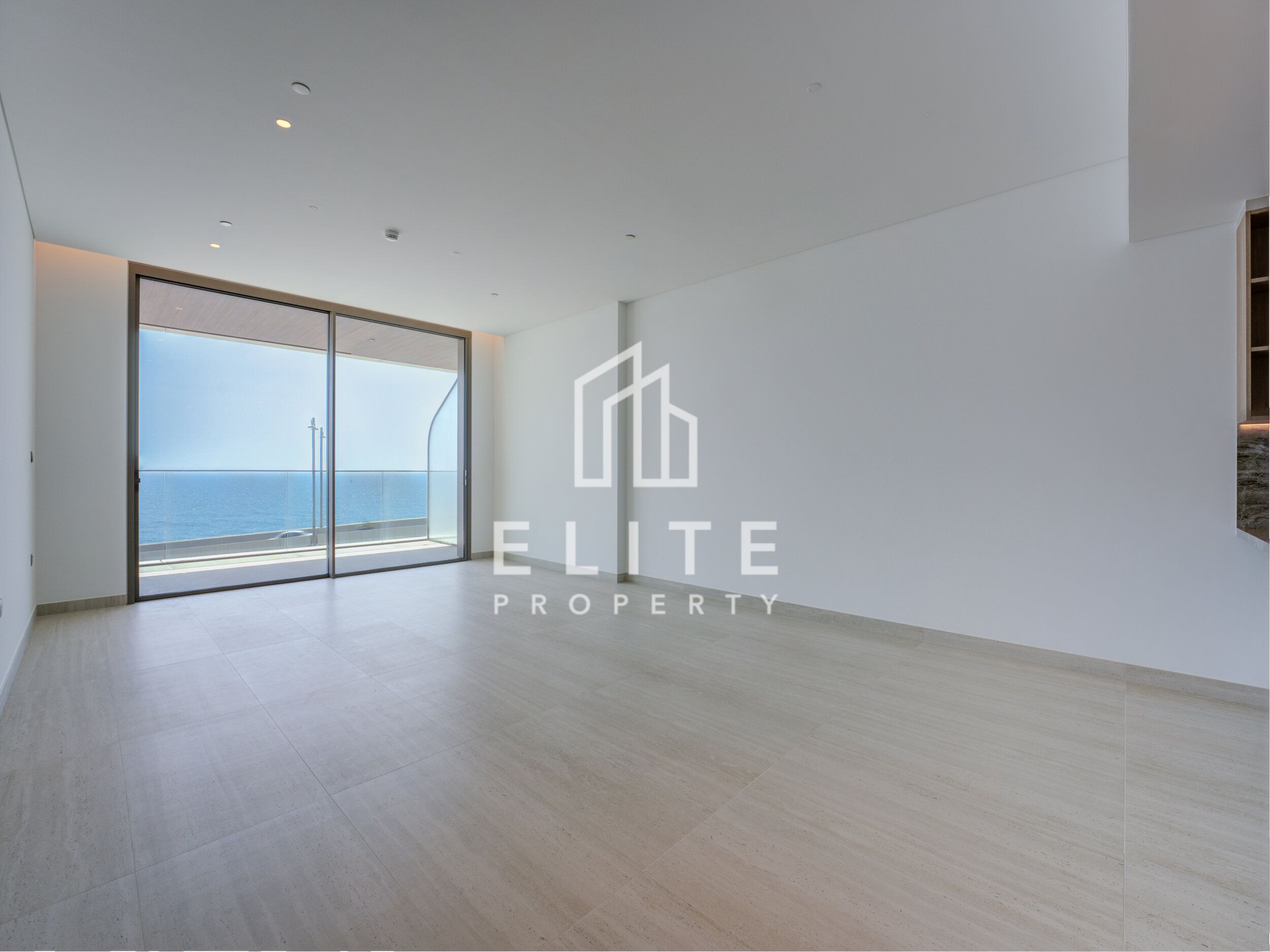 LUXURY PALM LIVING | FULL SEA VIEW | PREMIUM