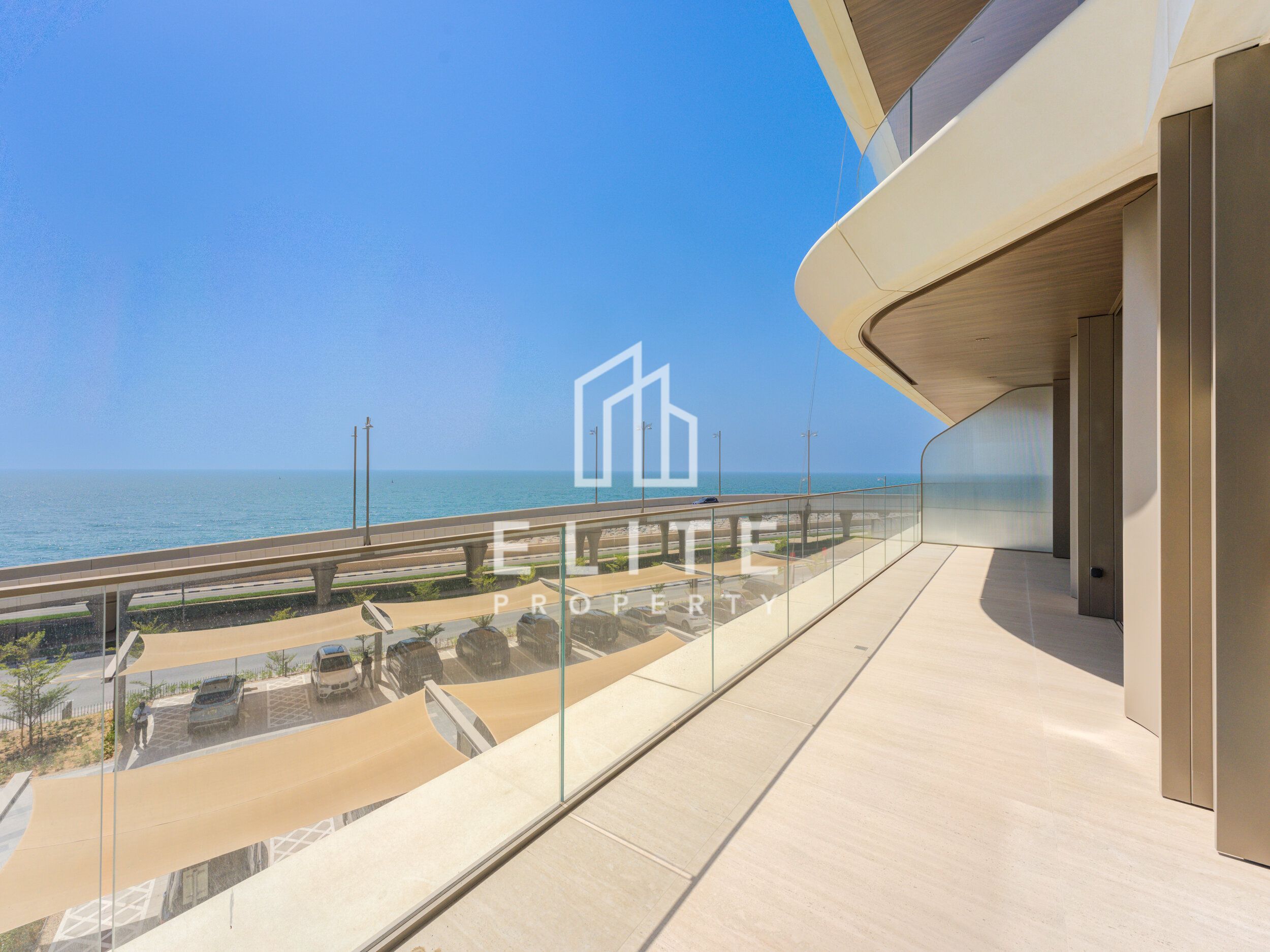 LUXURY PALM LIVING | FULL SEA VIEW | PREMIUM