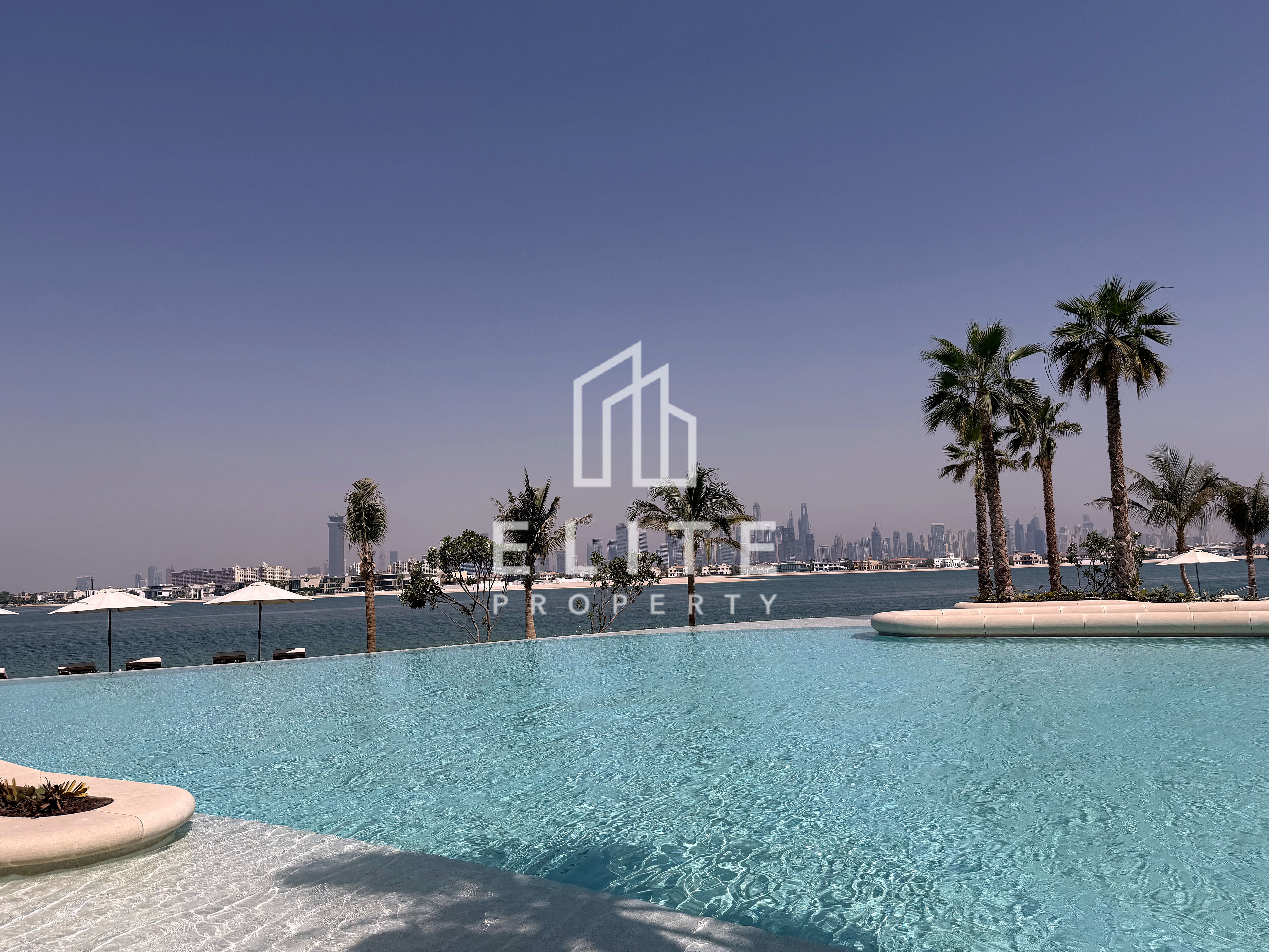 LUXURY PALM LIVING | FULL SEA VIEW | PREMIUM