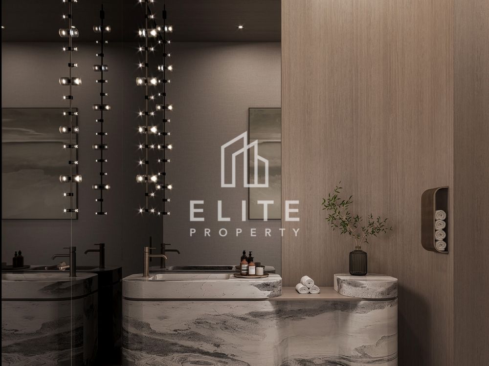 ONE OF A KIND RARE SIGNATURE PENTHOUSE|EXCEPTIONAL