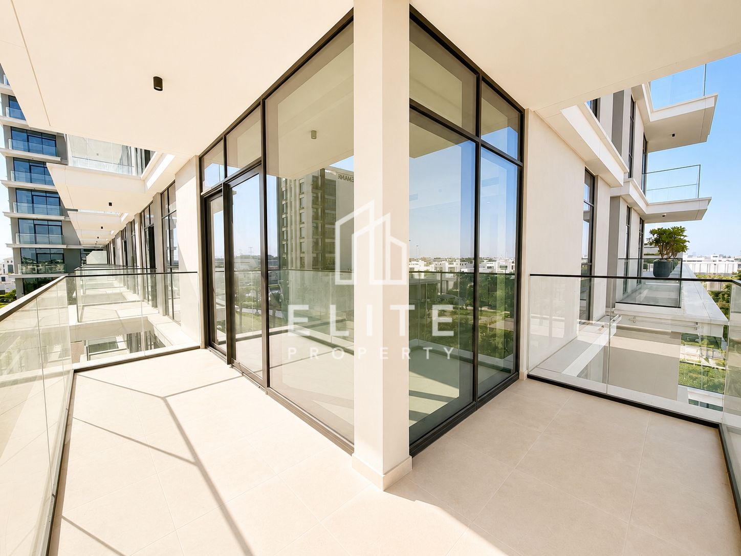 Corner Unit | Golf Course/Community View | Bright