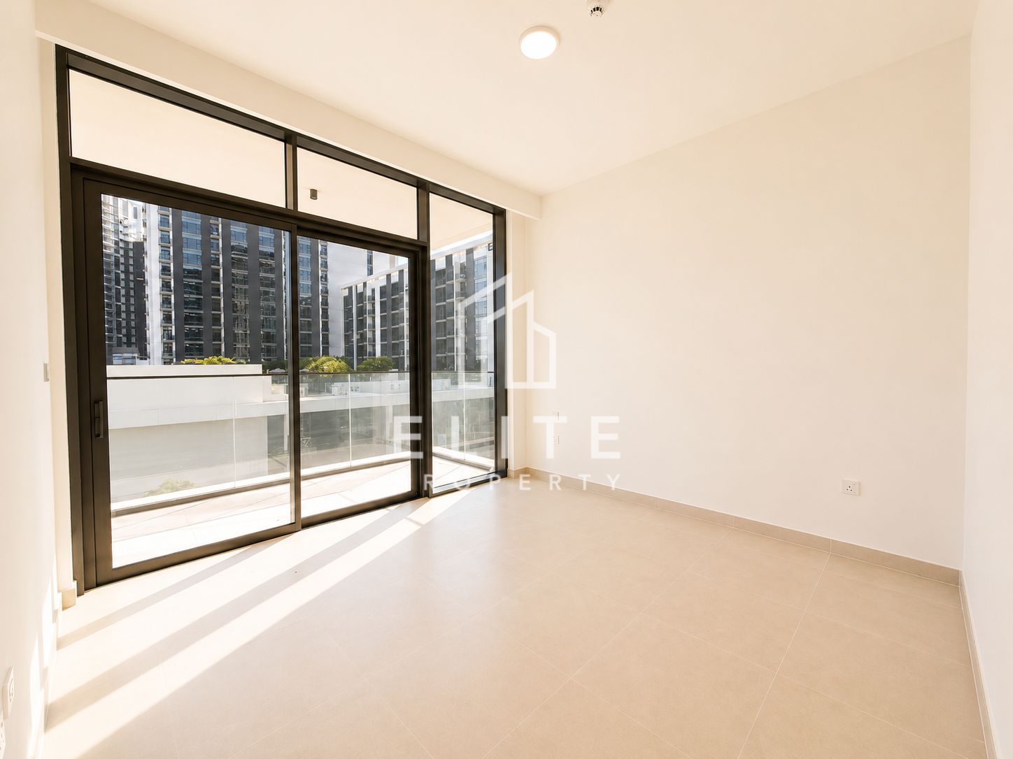 Corner Unit | Golf Course/Community View | Bright