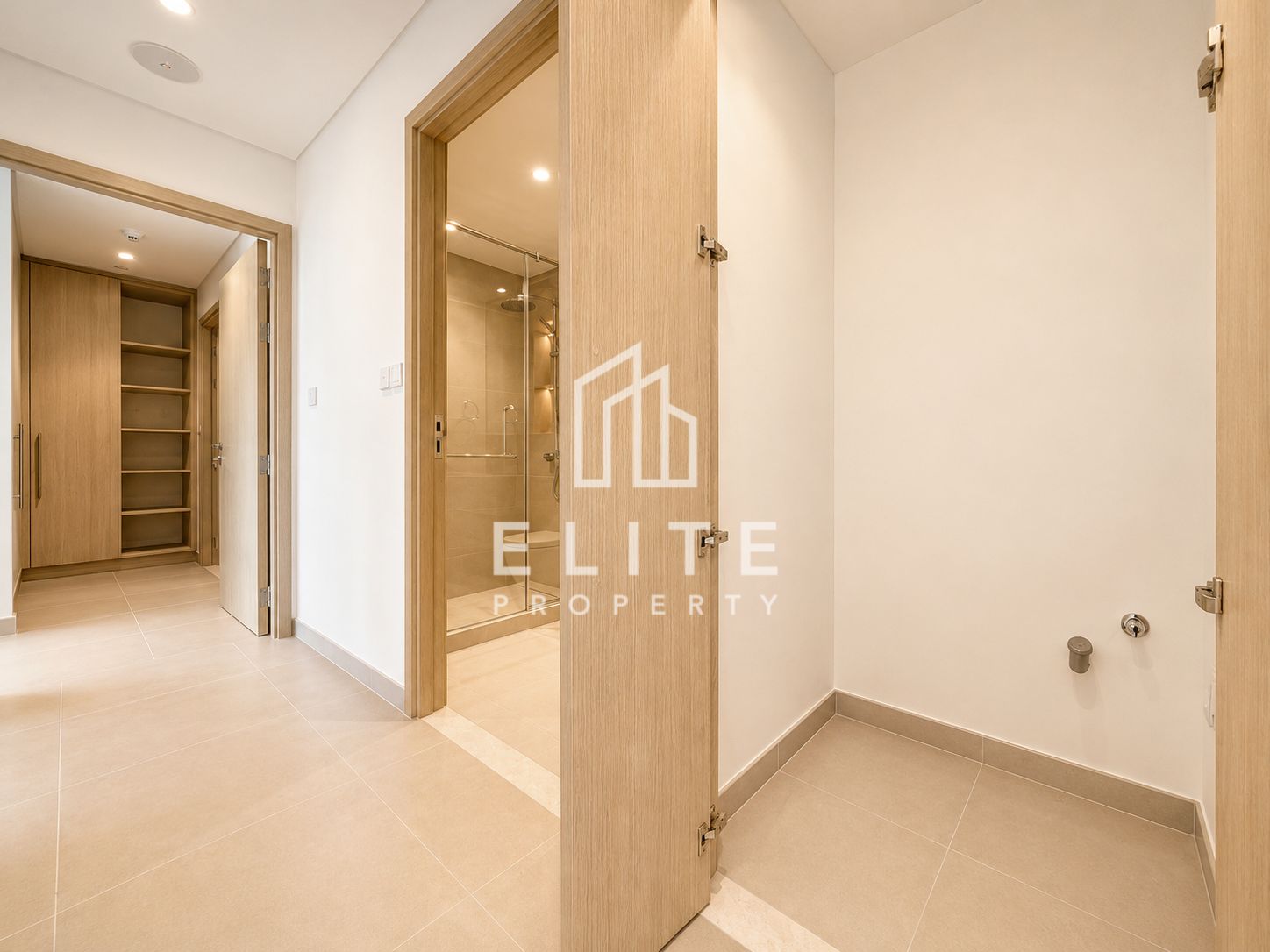 Corner Unit | Golf Course/Community View | Bright