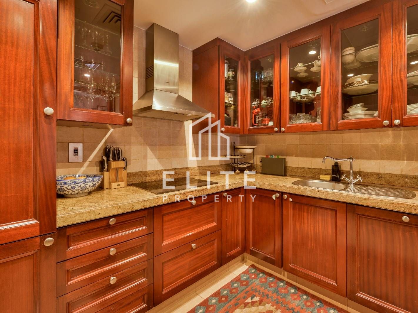 READY TO MOVE-IN, FULLY FURNISHED, SPACIOUS LAYOUT