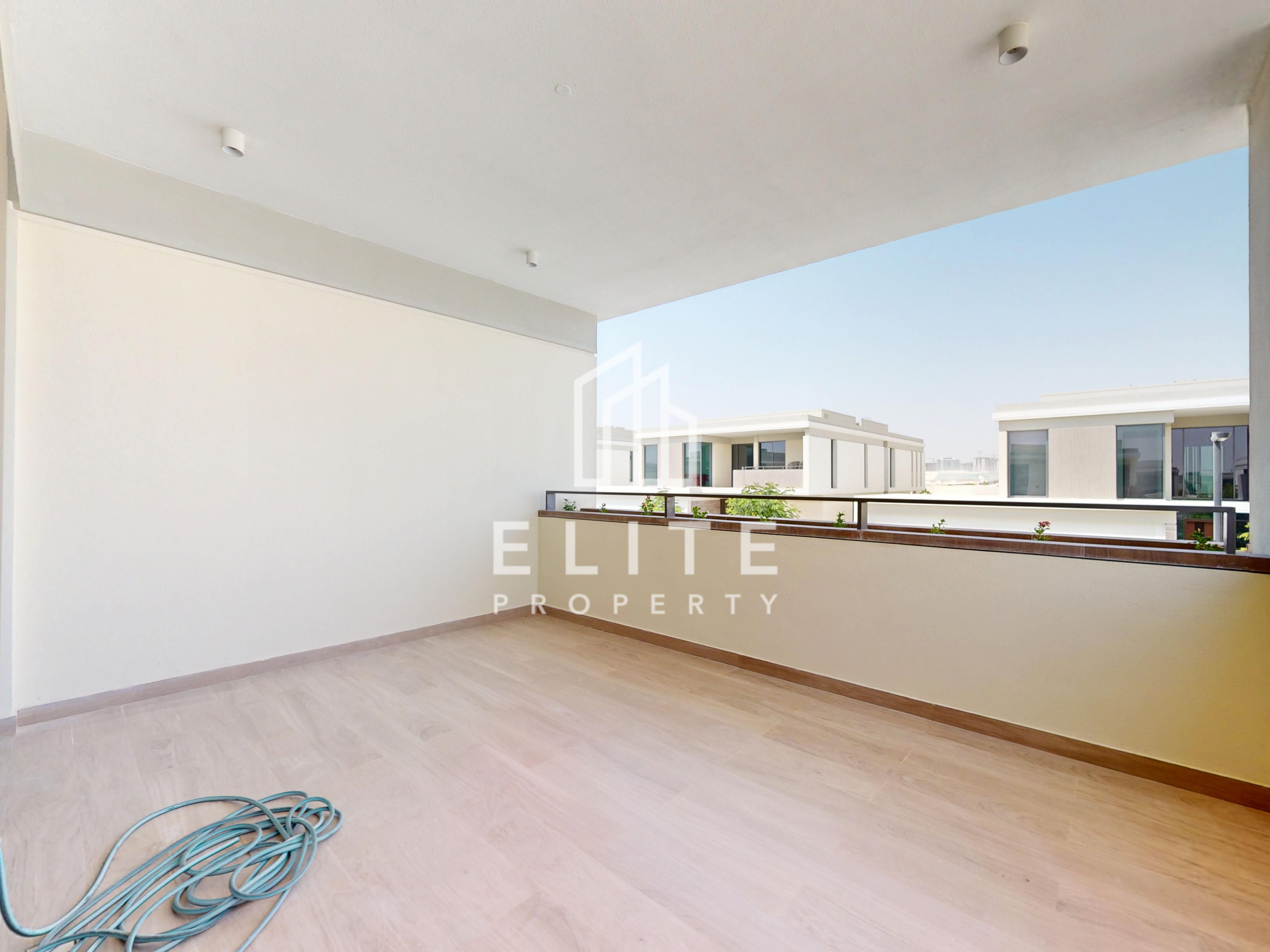 Fully Upgraded | Landscaped | Internal