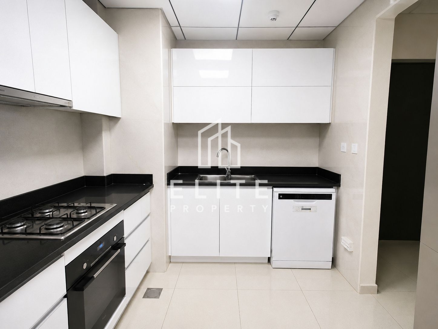 Fully Furnished I Spacious I 1 BR +Maid Room I JVC