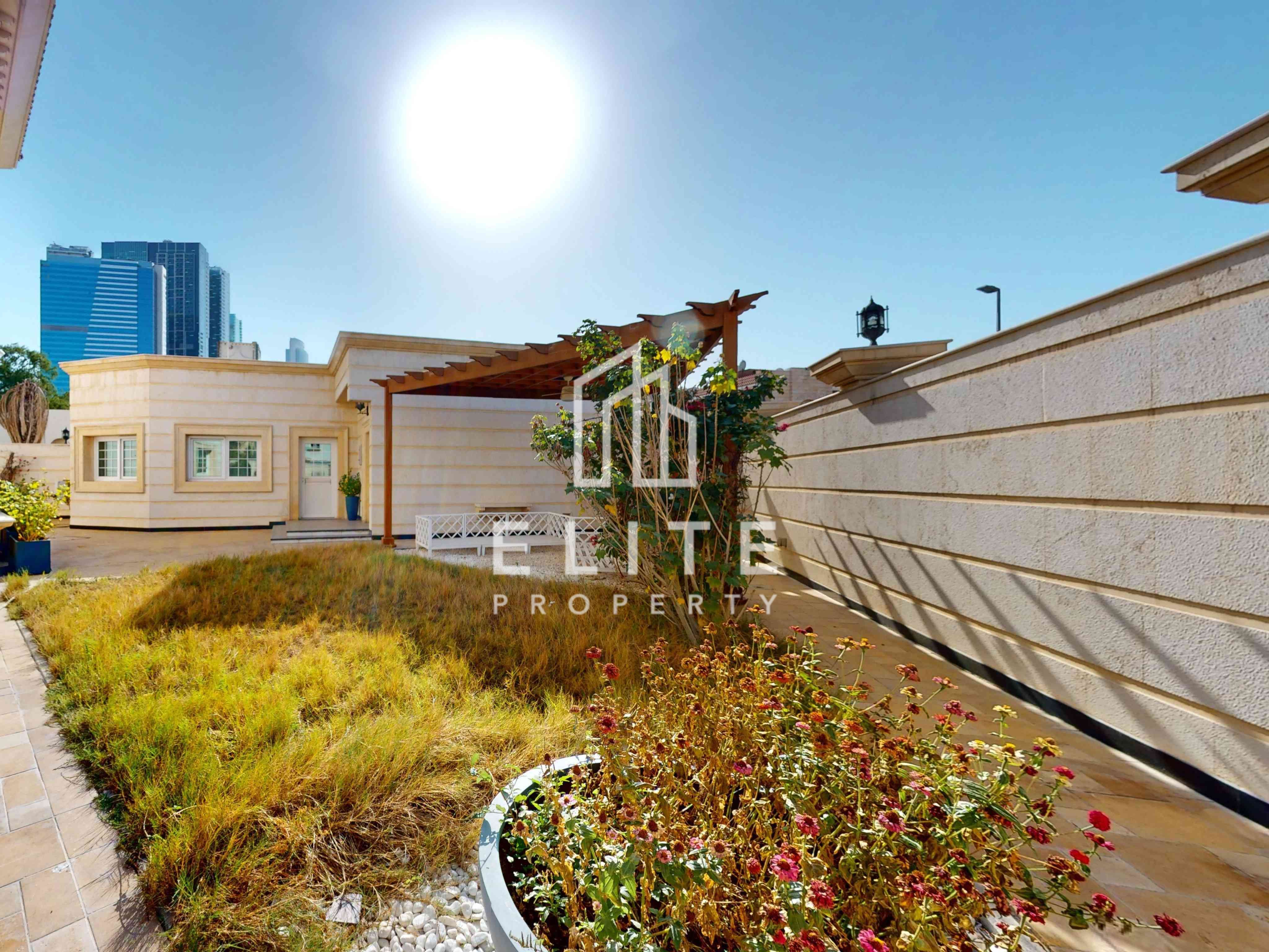 STUNNING VILLA | NEAR WTC | READY TO MOVE IN