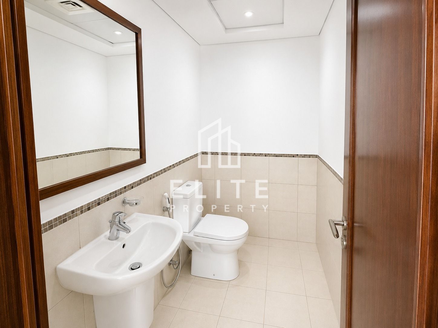 Lowest Priced | 2.5 Bath | Large Layout