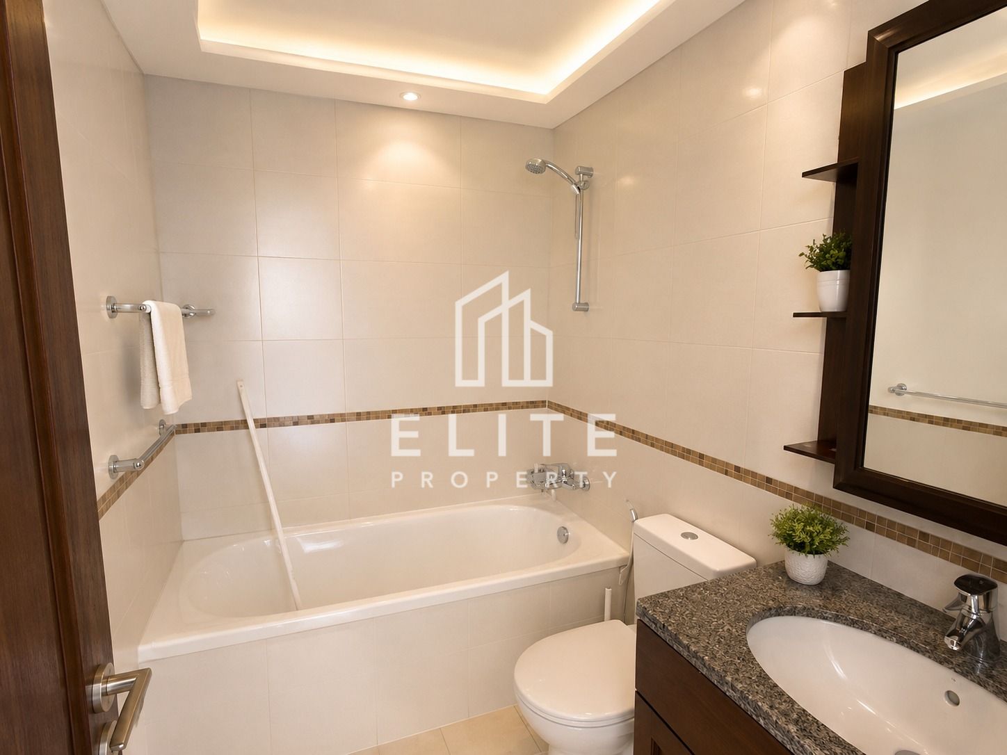 Lowest Priced | 2.5 Bath | Large Layout
