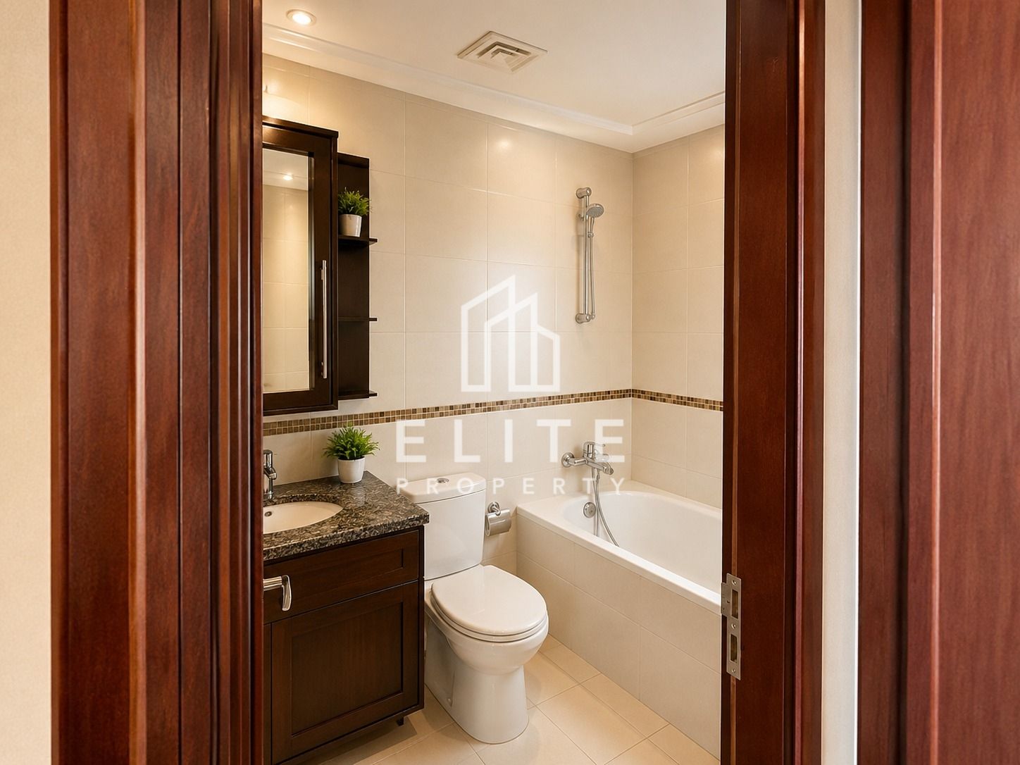 Lowest Priced | 2.5 Bath | Large Layout