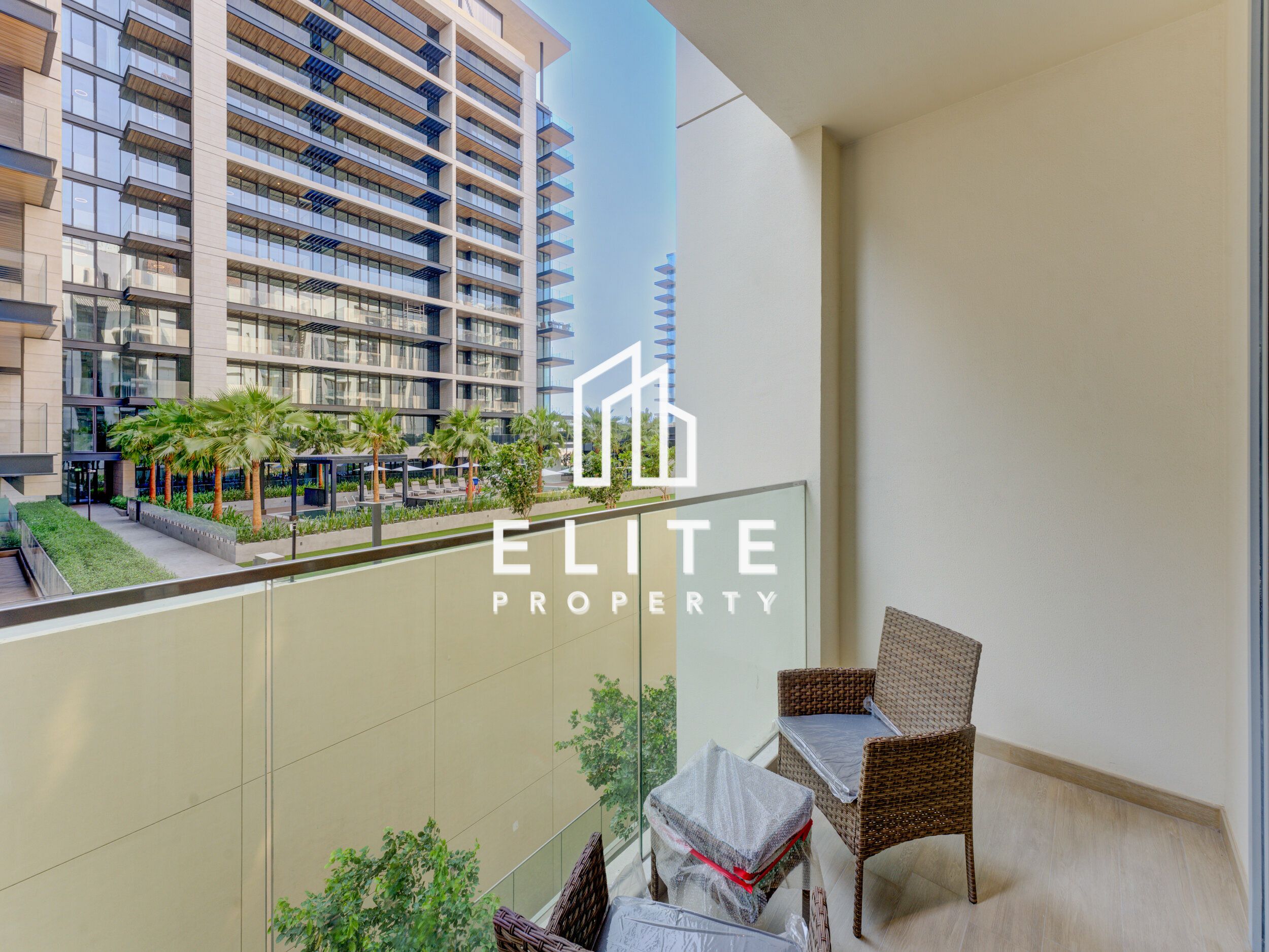 Fully Furnished I Brand New I Flexible Cheques