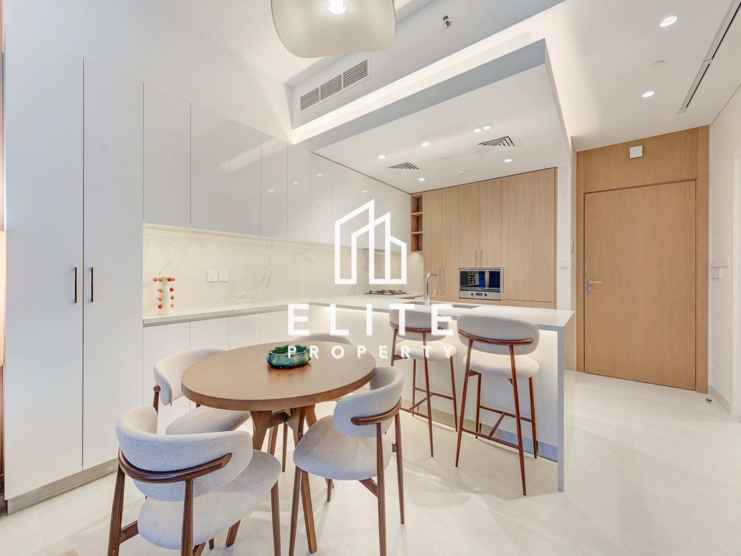 Fully Furnished I Brand New I Flexible Cheques