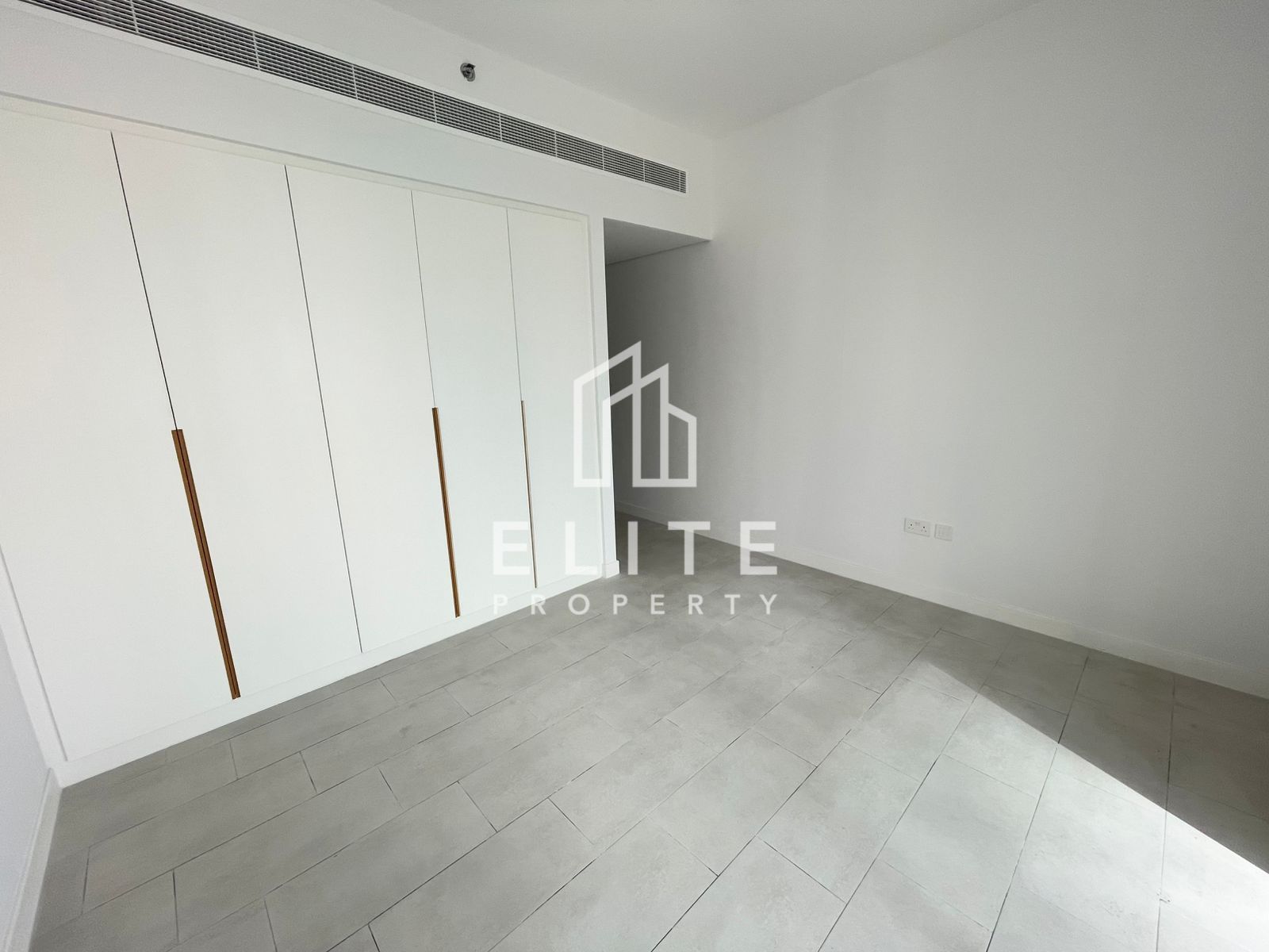 Full Sea Views | Unfurnished | Ready to Move in
