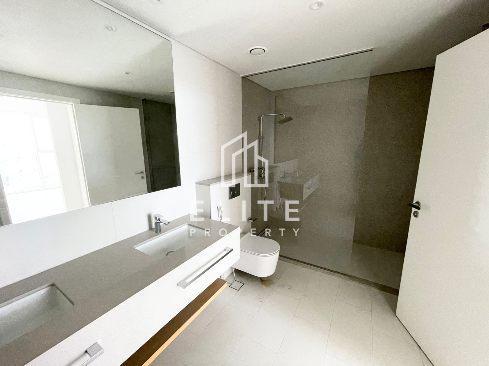 Full Sea Views | Unfurnished | Ready to Move in