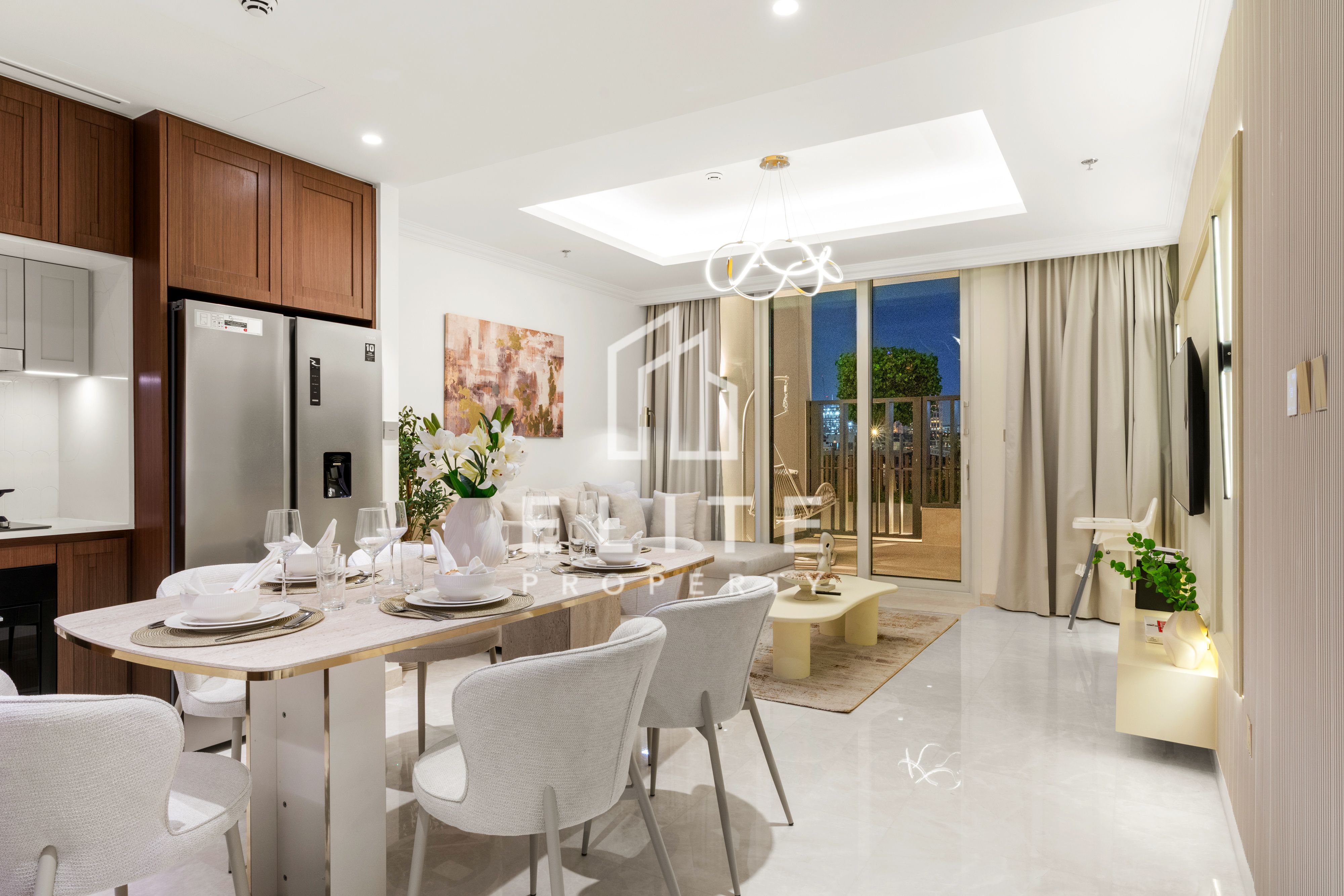 Rare Duplex & Beach Access I Marina Skyline Views
