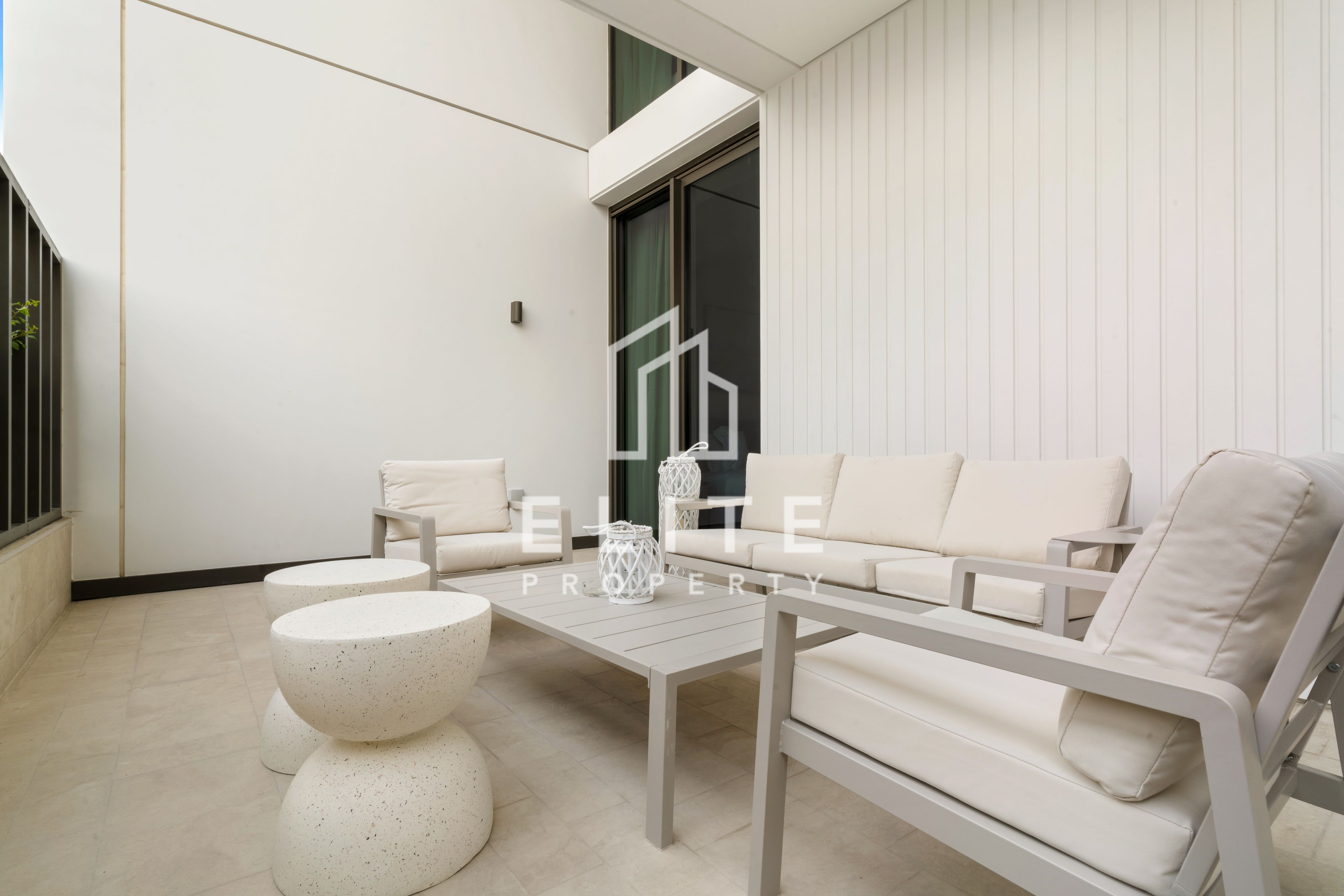 Rare Duplex & Beach Access I Marina Skyline Views
