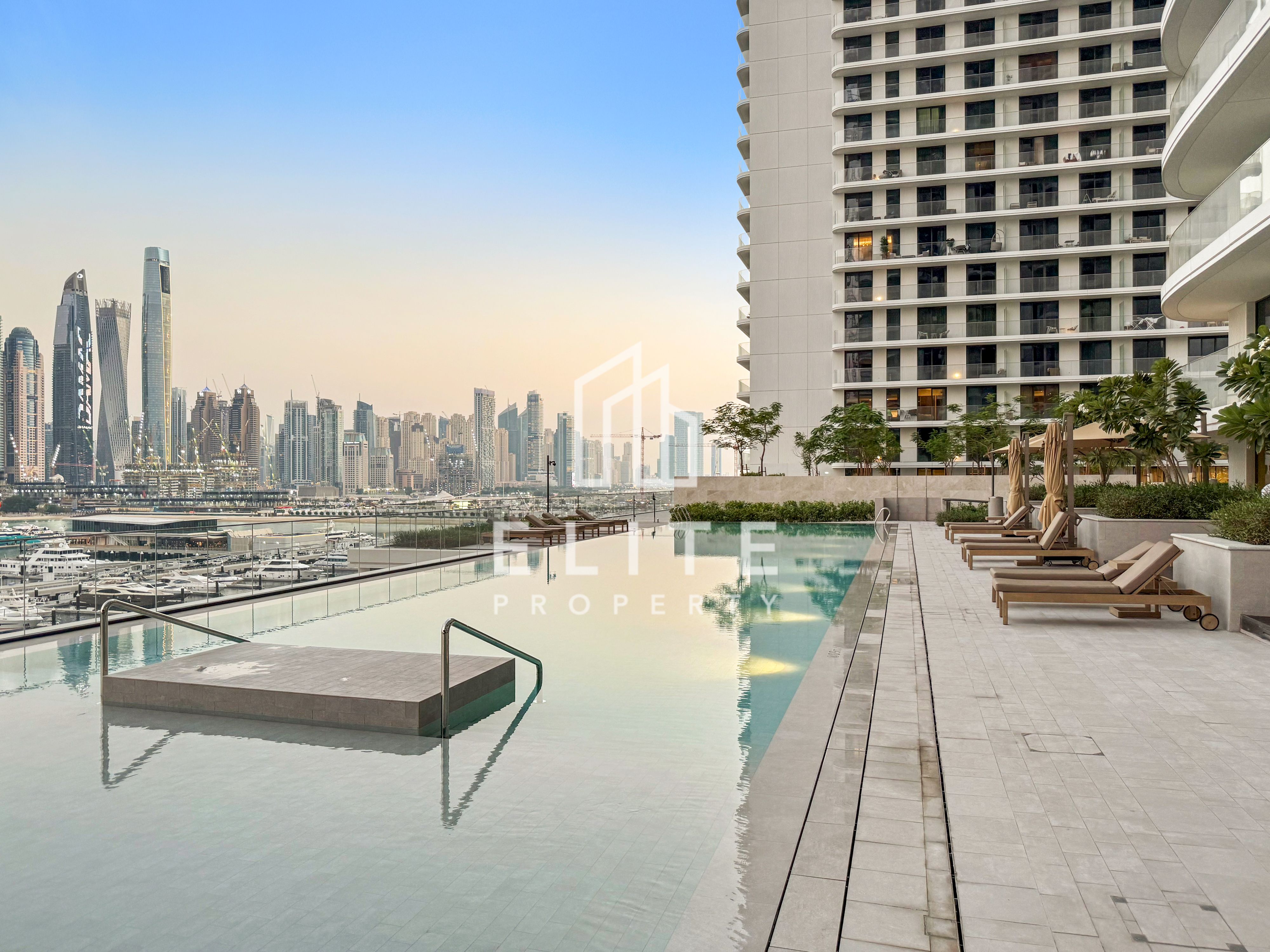 Rare Duplex & Beach Access I Marina Skyline Views