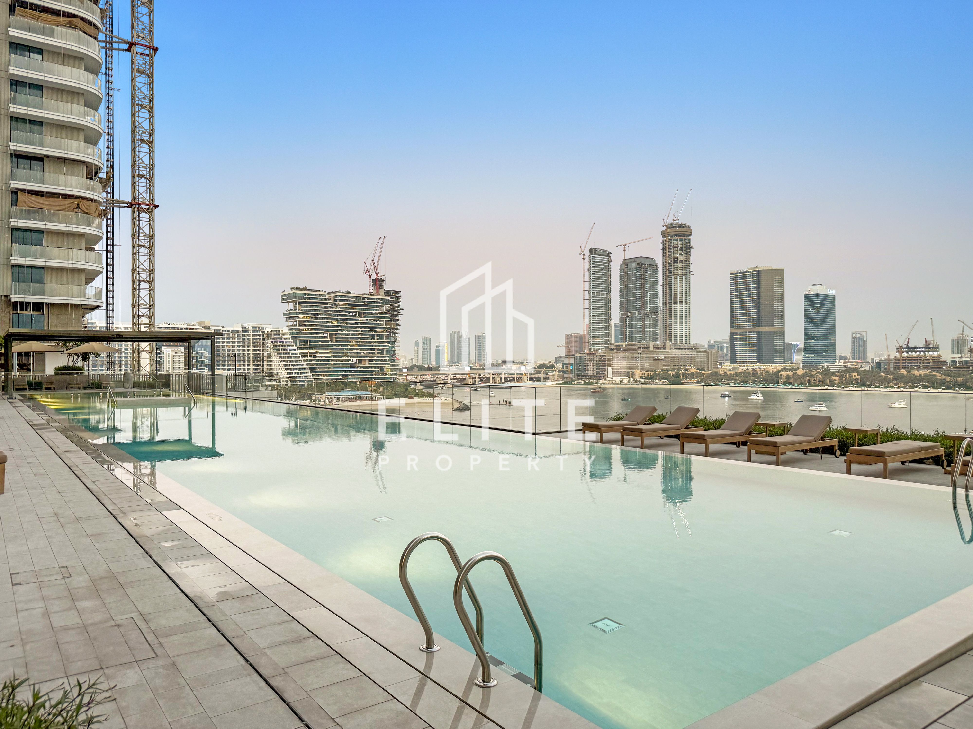 Rare Duplex & Beach Access I Marina Skyline Views