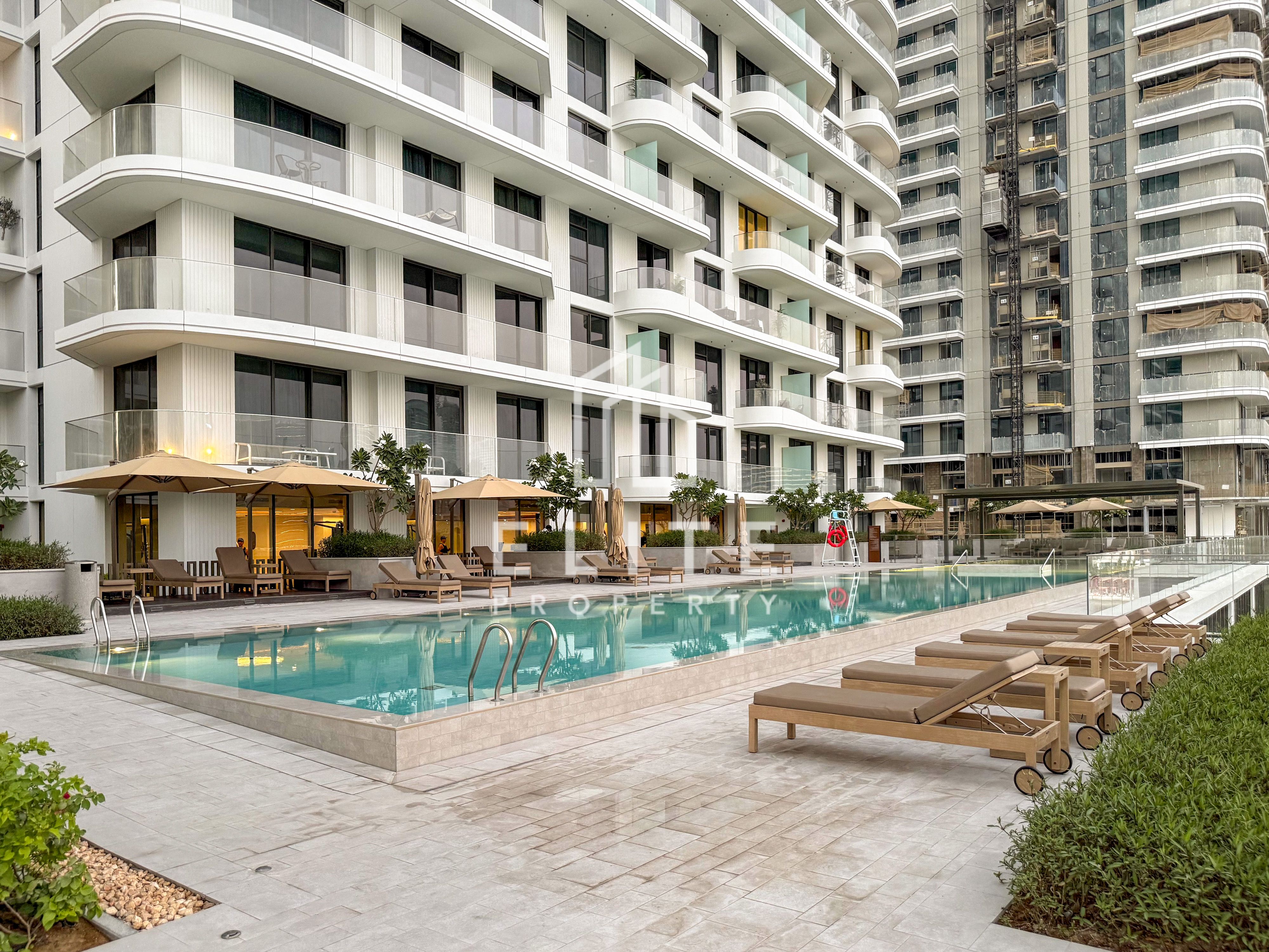 Rare Duplex & Beach Access I Marina Skyline Views