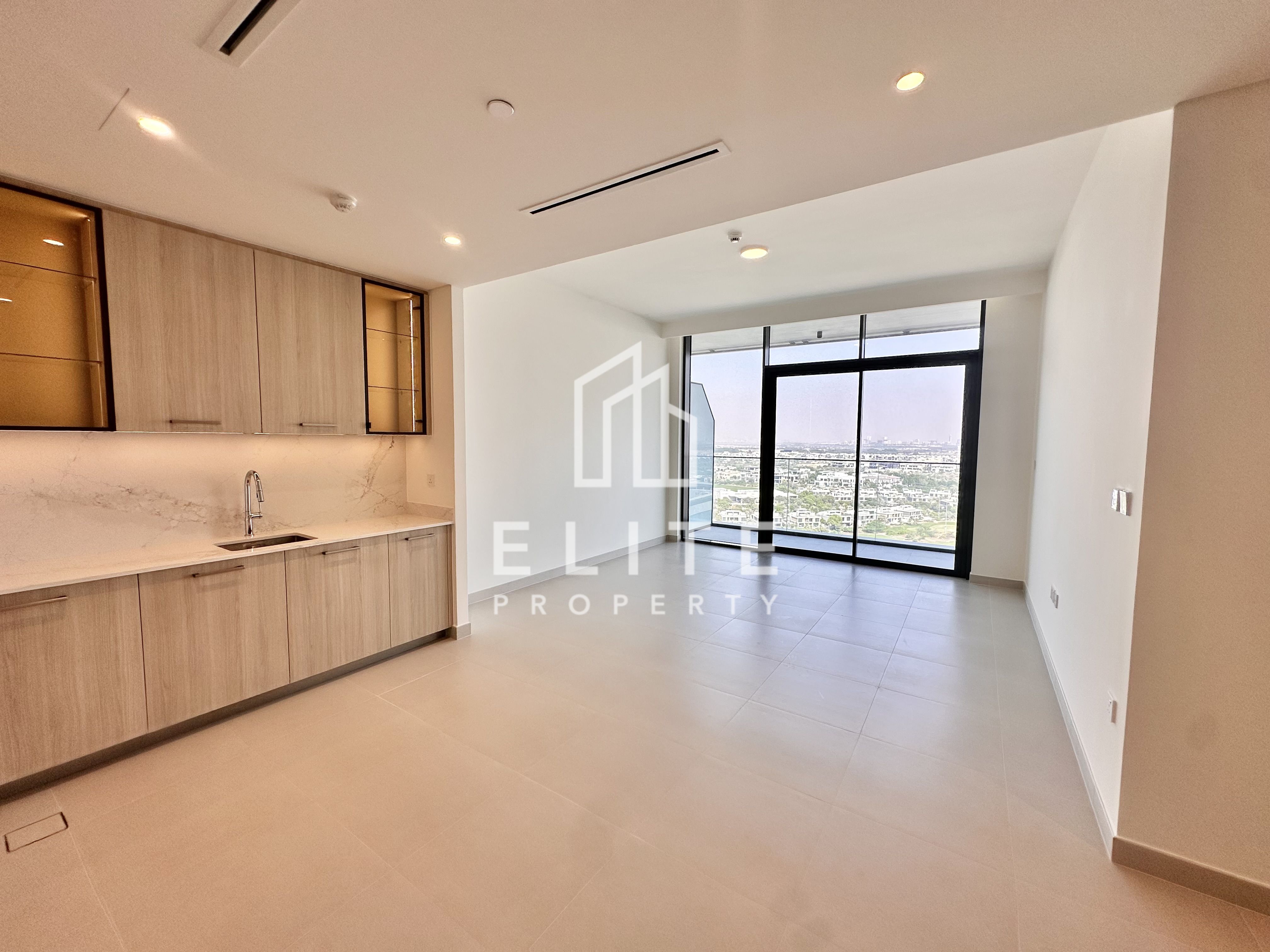 TOP FLOOR, FULL GOLF COURSE VIEW, JUST HANDED OVER