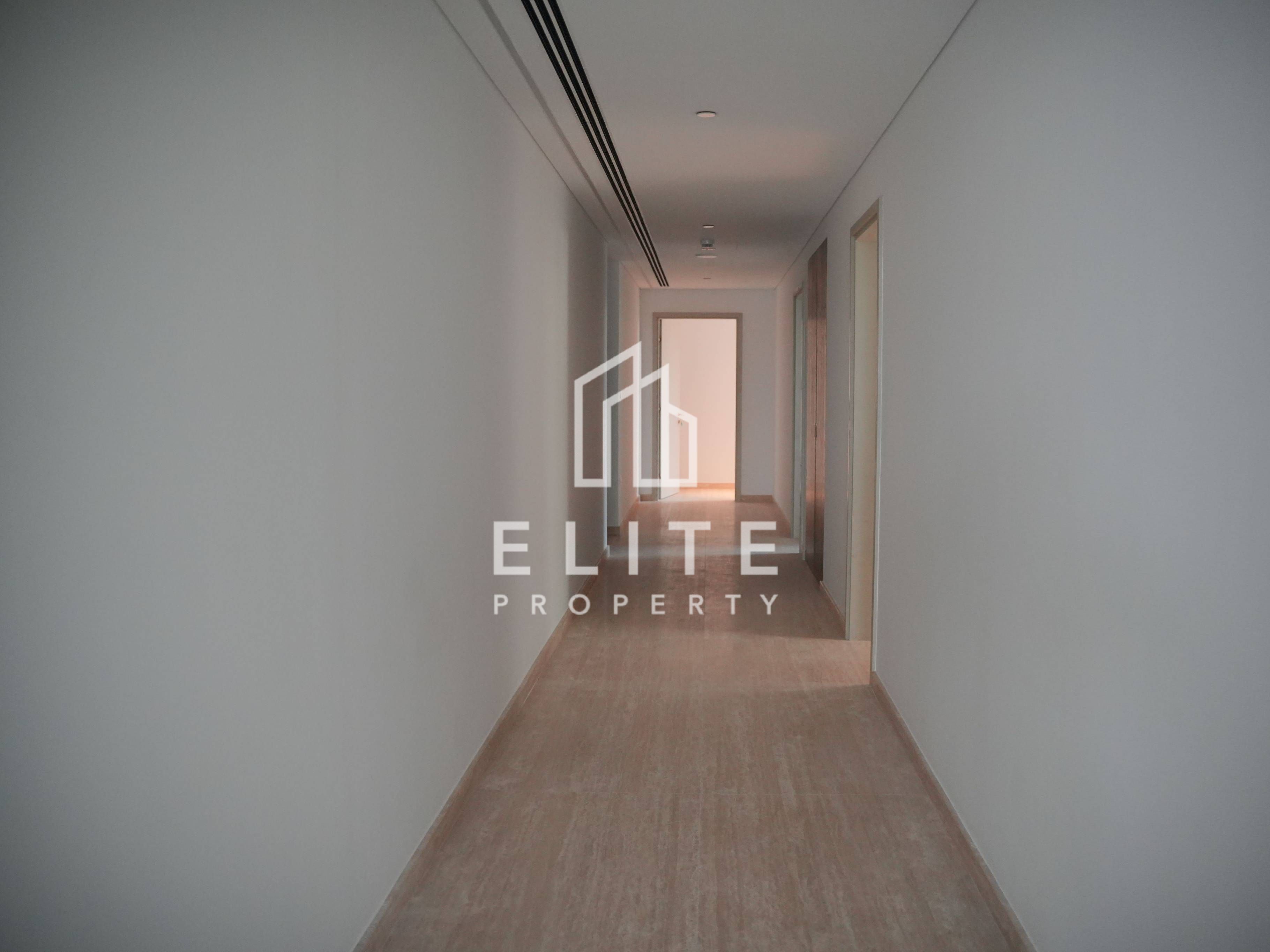 One of a Kind Beachfront Villa at Serenia Living | Private Pool | Palm Jumeirah