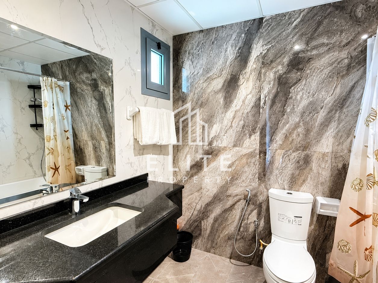 Corner Unit | Fully Furnished | Large I One cheque