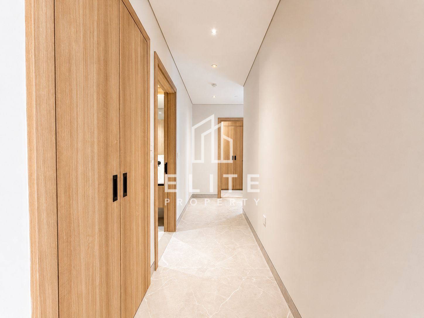 Corner Layout | + Maids Room | High End Finish