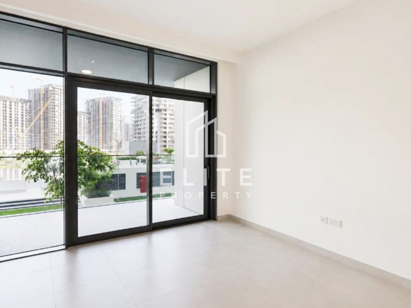 BRAND NEW | ON CENTRAL PARK | WHITE GOODS INCL