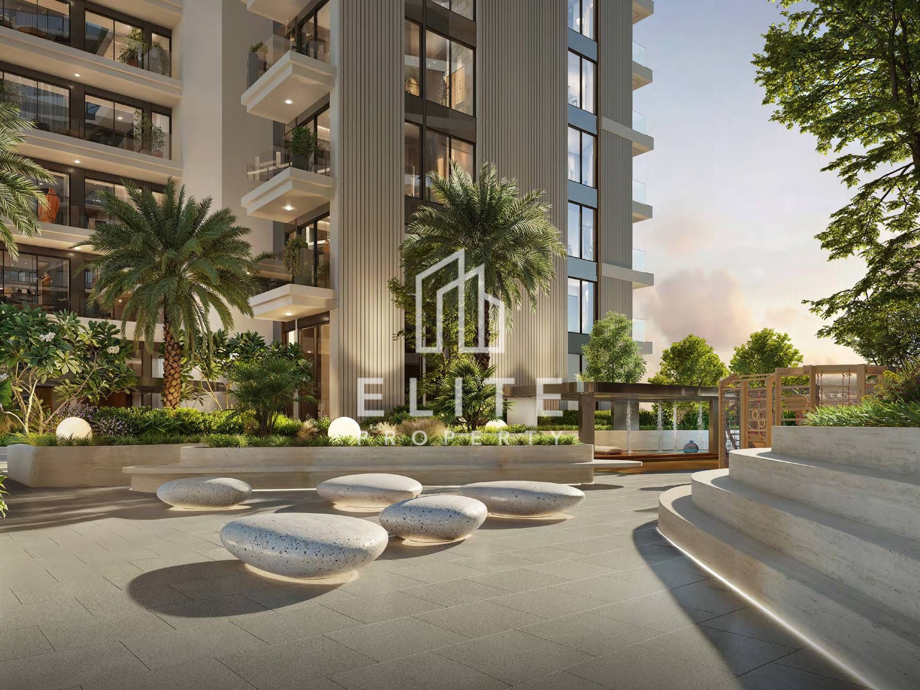 SELLING AT OP | POOL VIEW | HANDOVER SOON