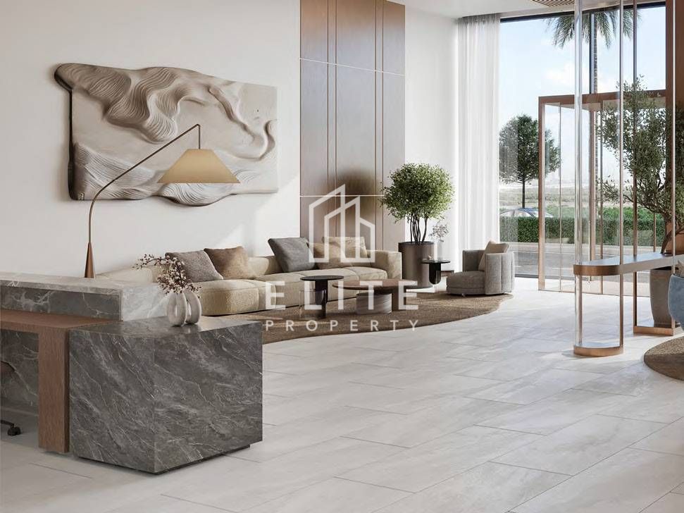 SELLING AT OP | POOL VIEW | HANDOVER SOON