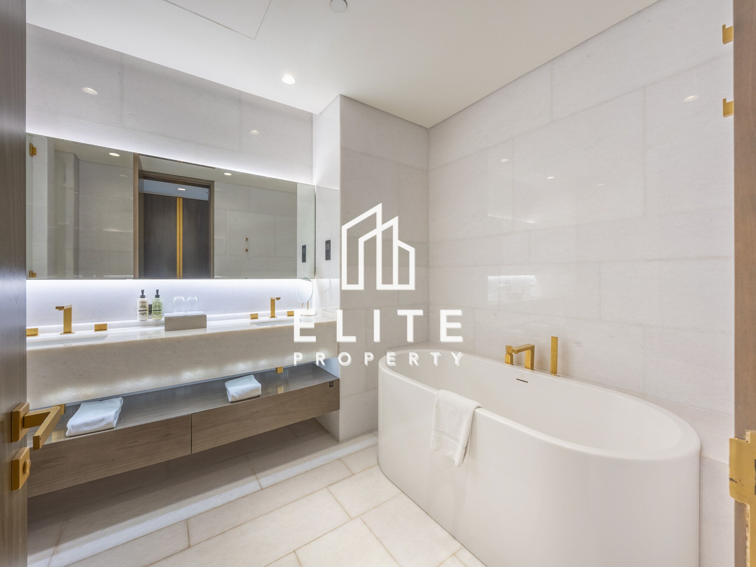 Luxury | Palm Living | Penthouse