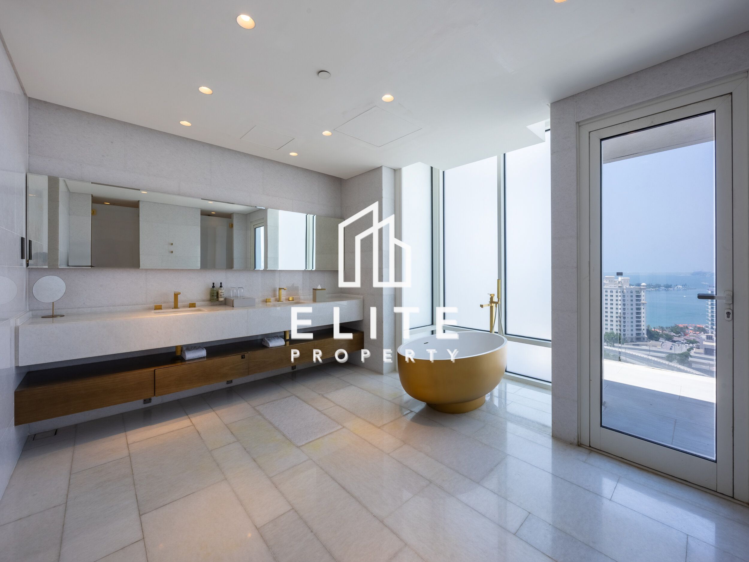 Luxury | Palm Living | Penthouse
