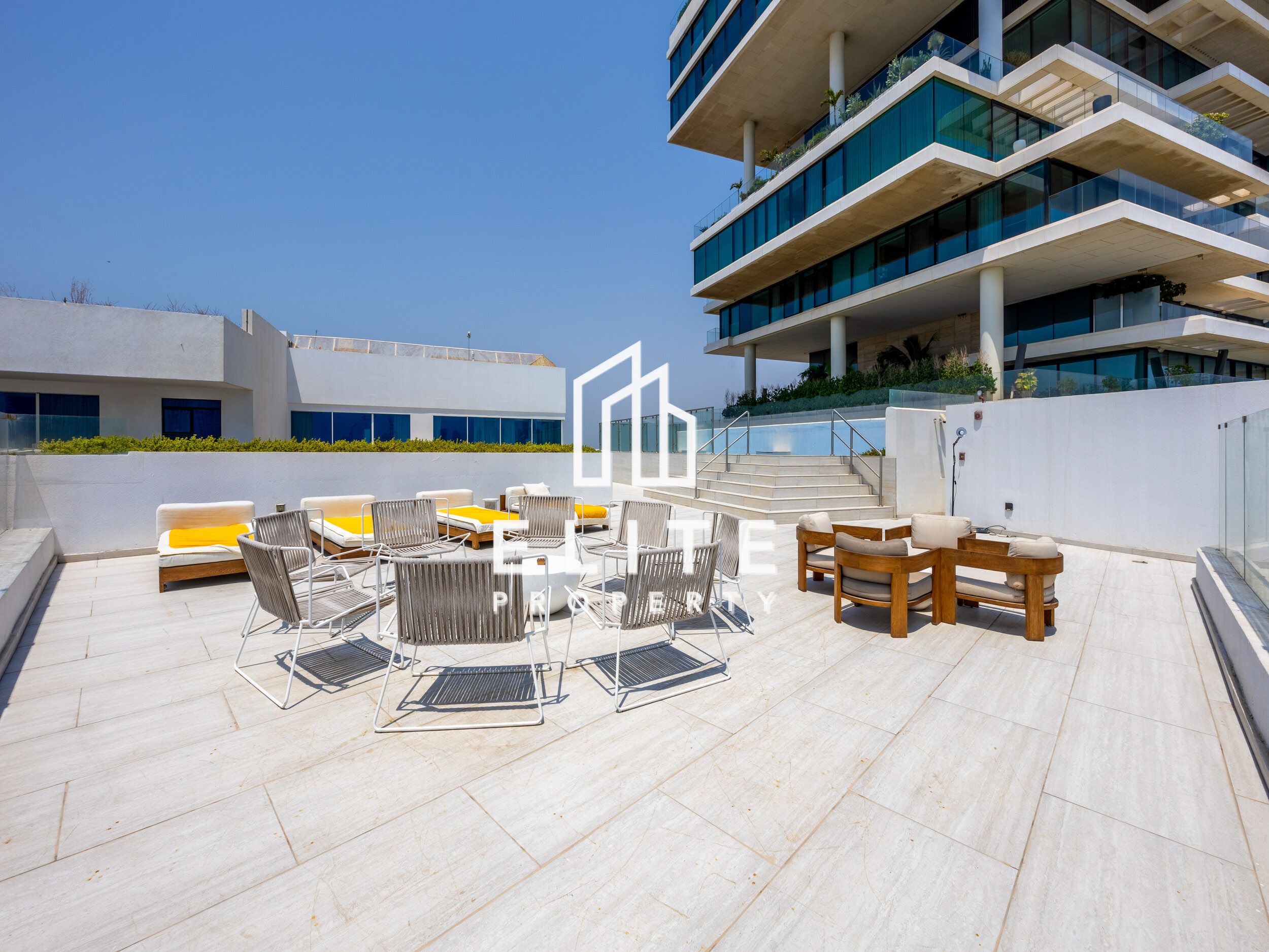 Luxury | Palm Living | Penthouse