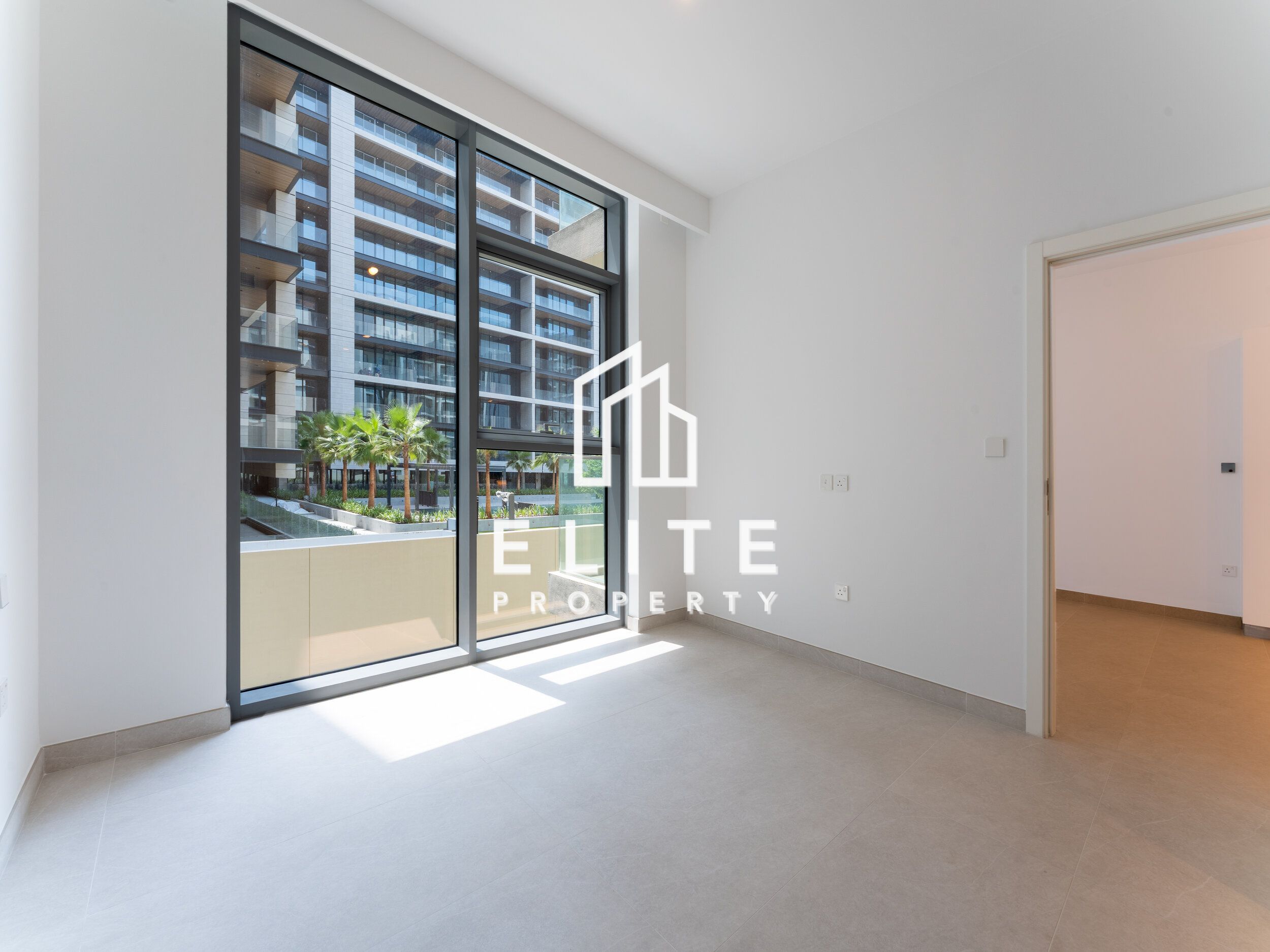 Fully Furnished Upon Request I NEW I Mid Floor