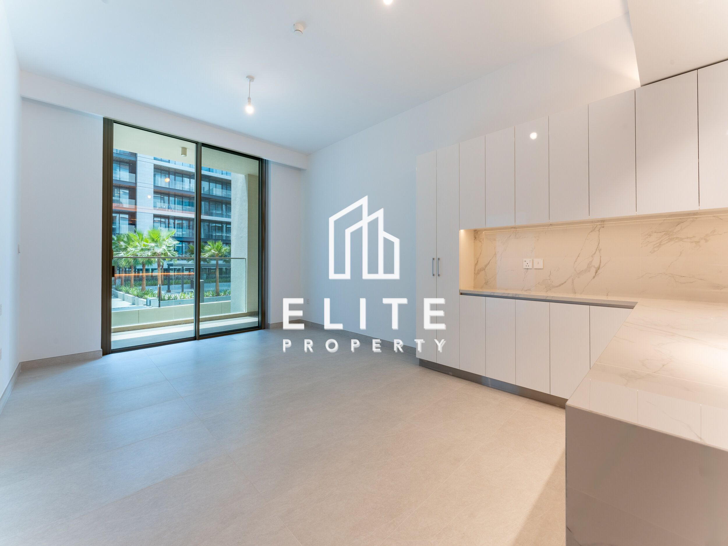 Fully Furnished Upon Request I NEW I Mid Floor
