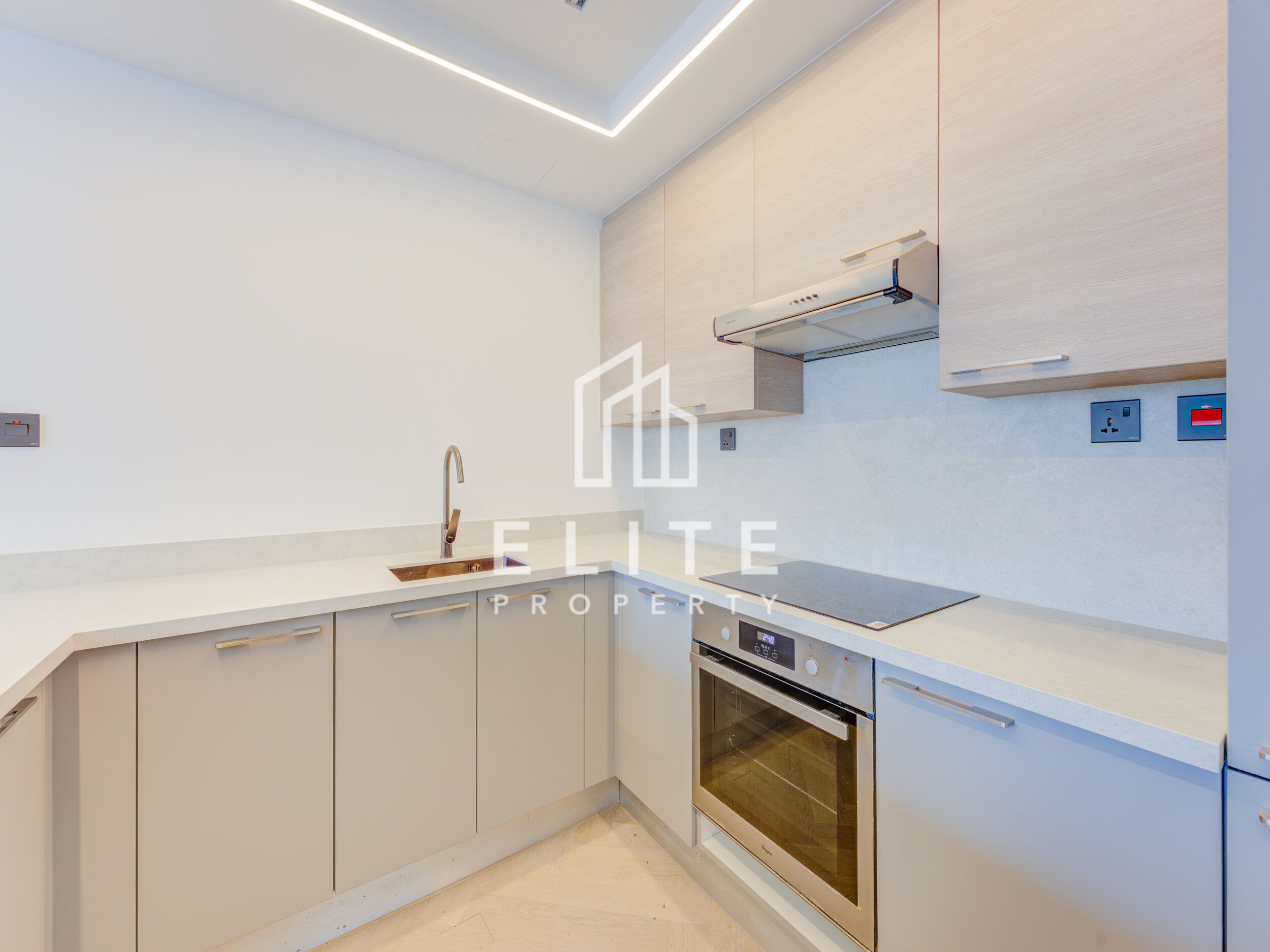 VACANT ON TRANFER | UPGRADED | BIG LAYOUT